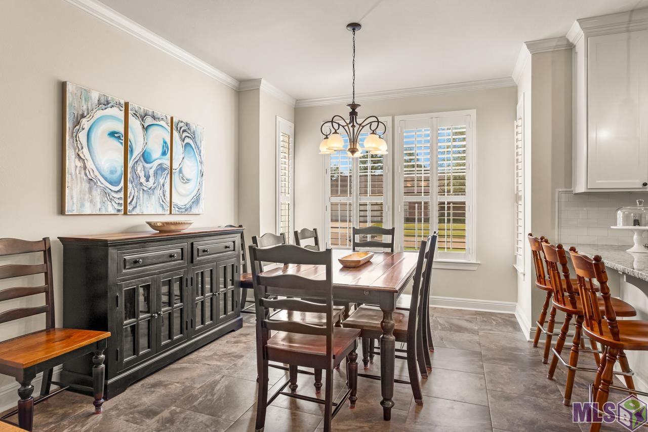 3137 Lockefield Dr