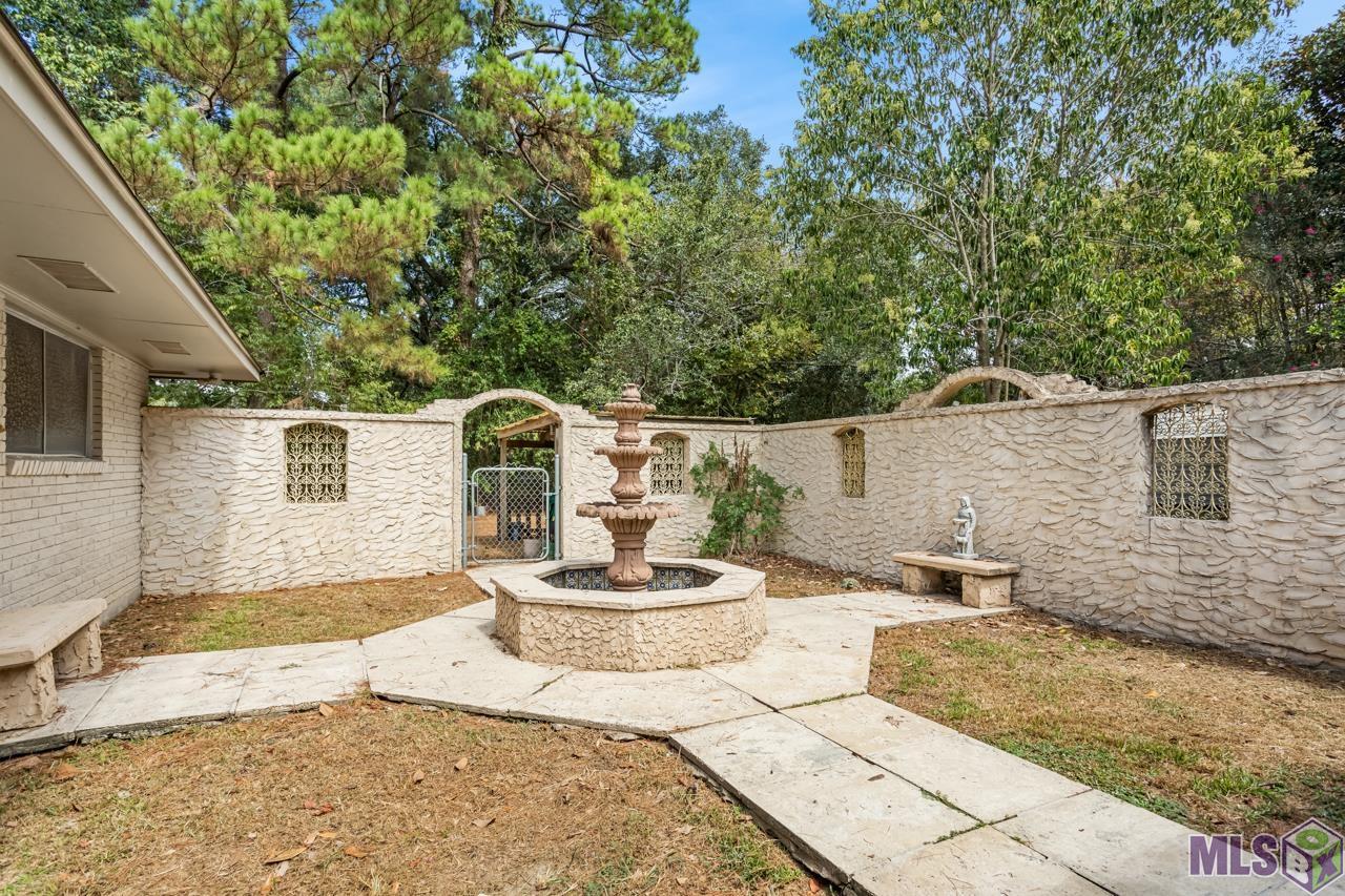 230 Albert Hart Dr