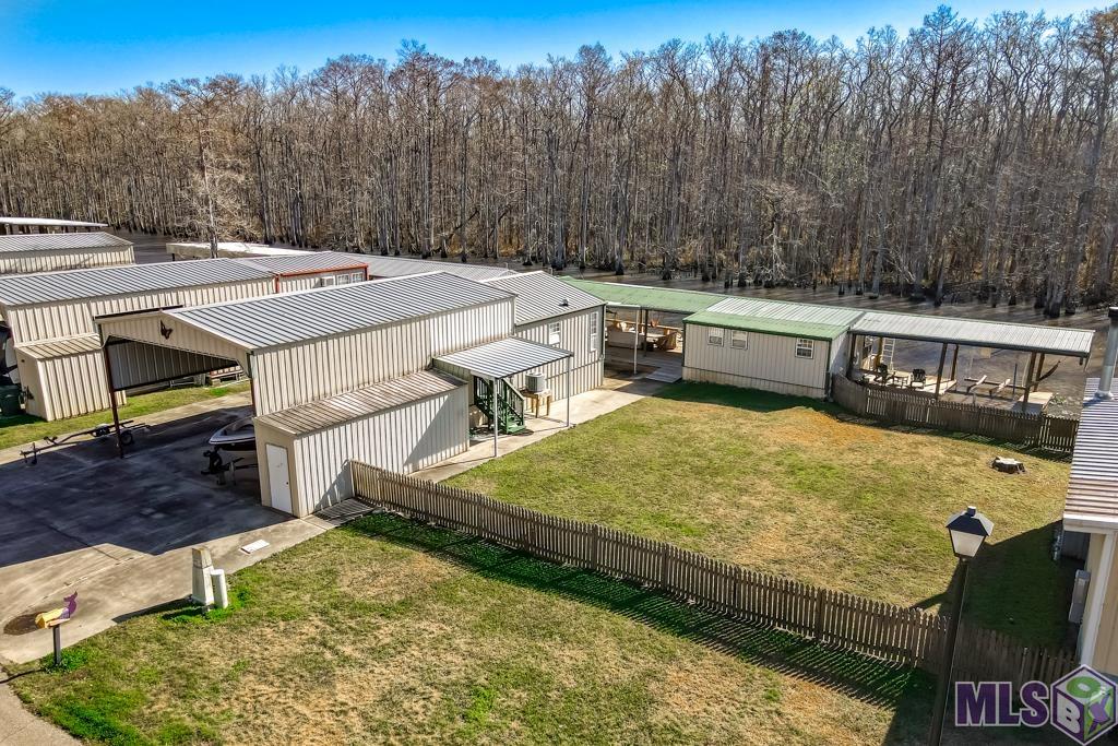 23130 Chene Blanc Ln