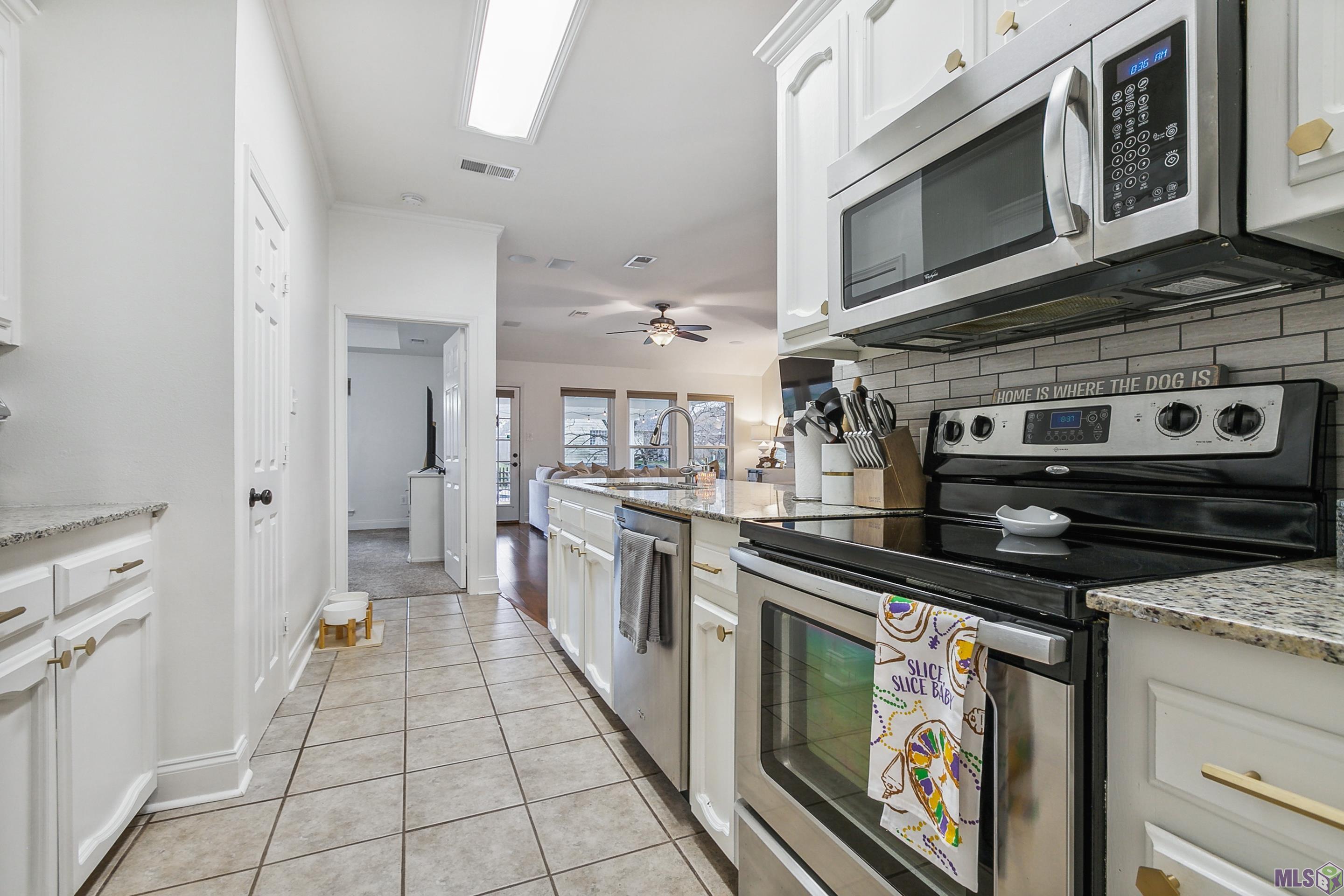 17331 Lake Iris Ave