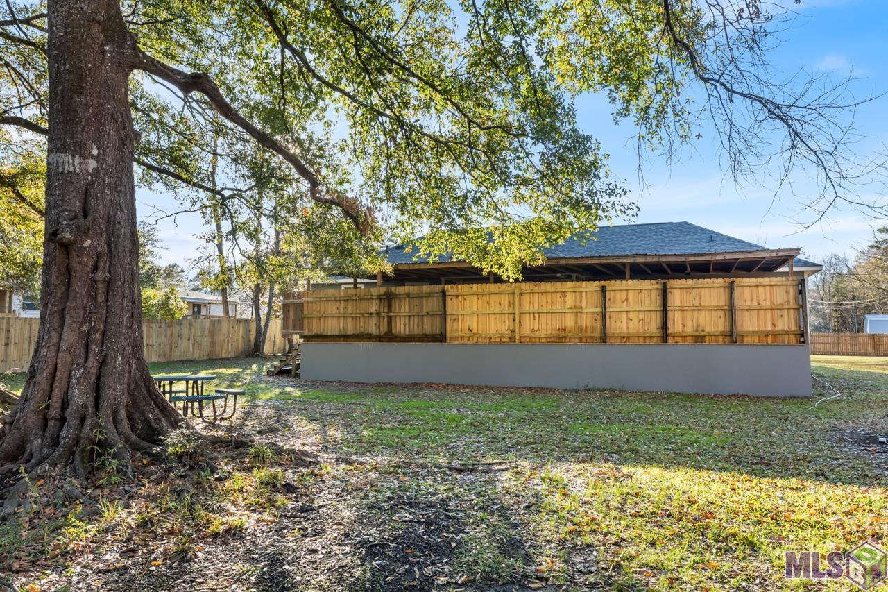 23562 Primrose Ct
