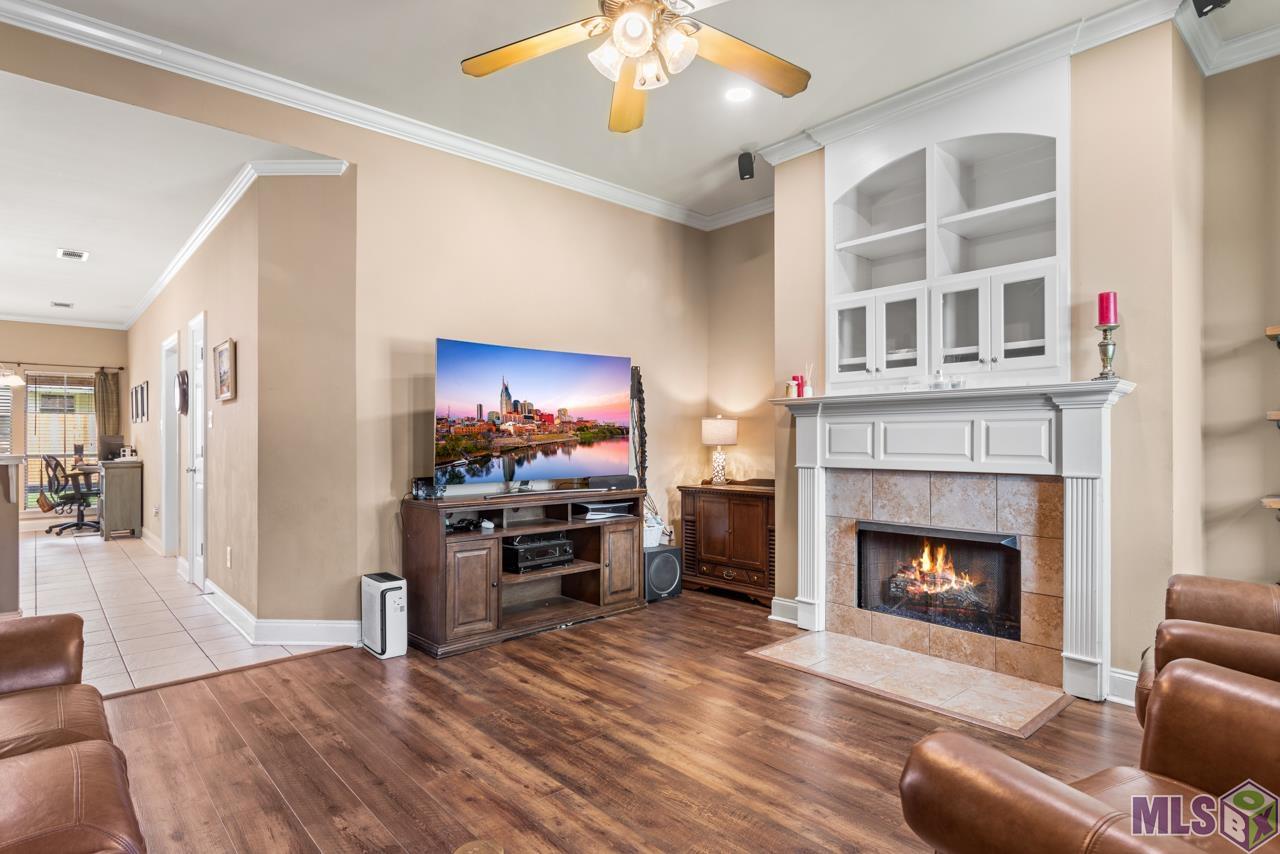40434 Fox Run Dr
