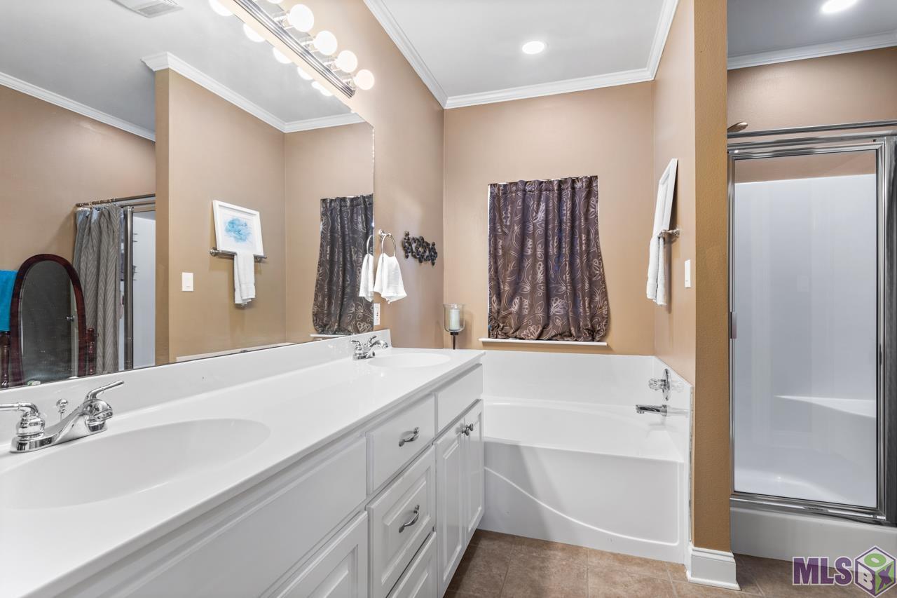 40434 Fox Run Dr