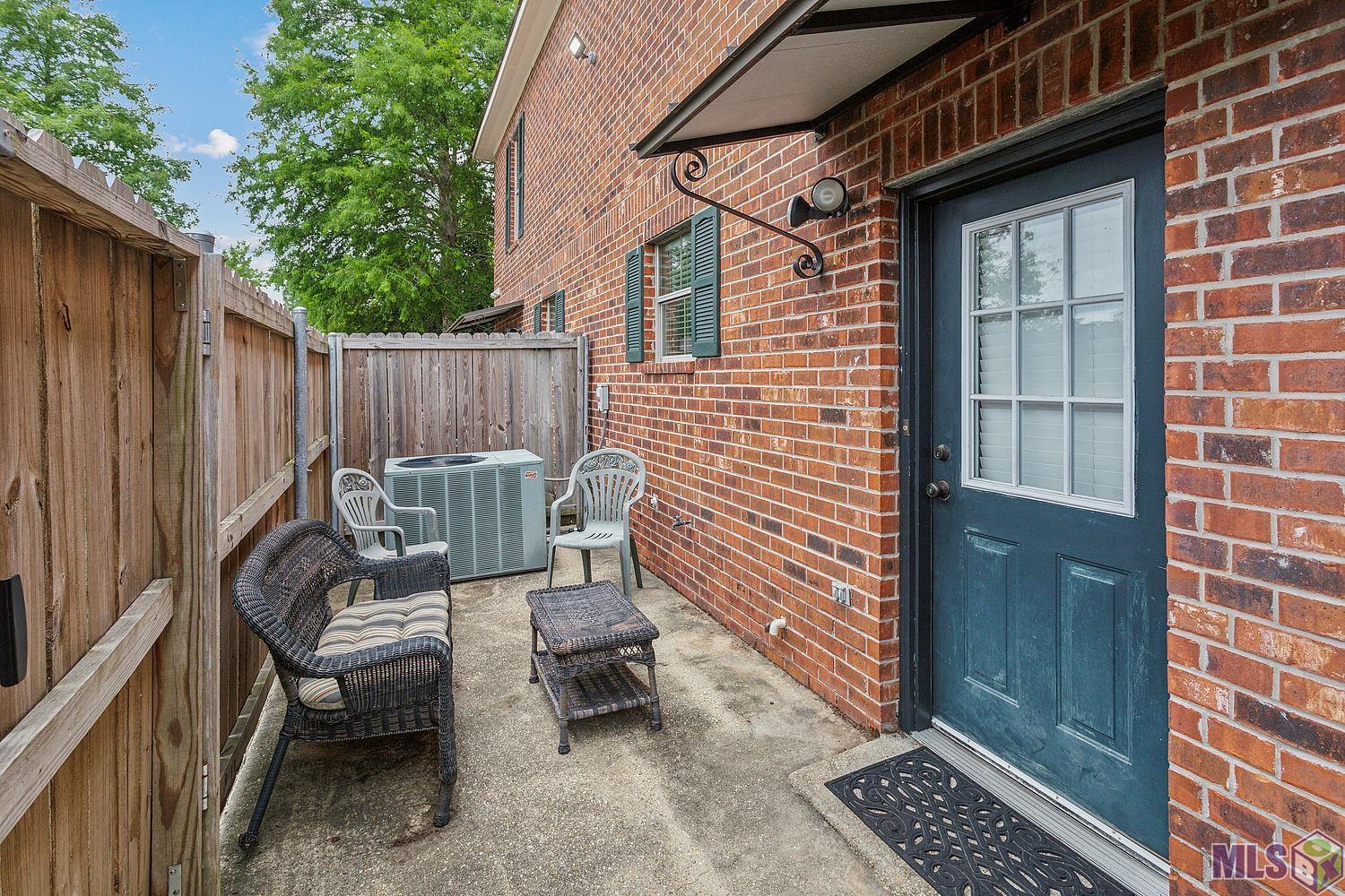 1502 Harwich Dr Unit: #E