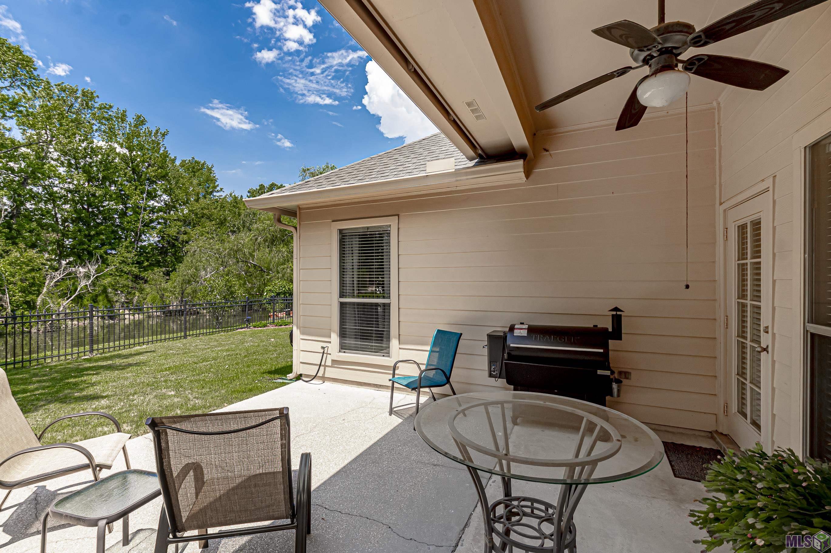 9256 Essex Bay Ct