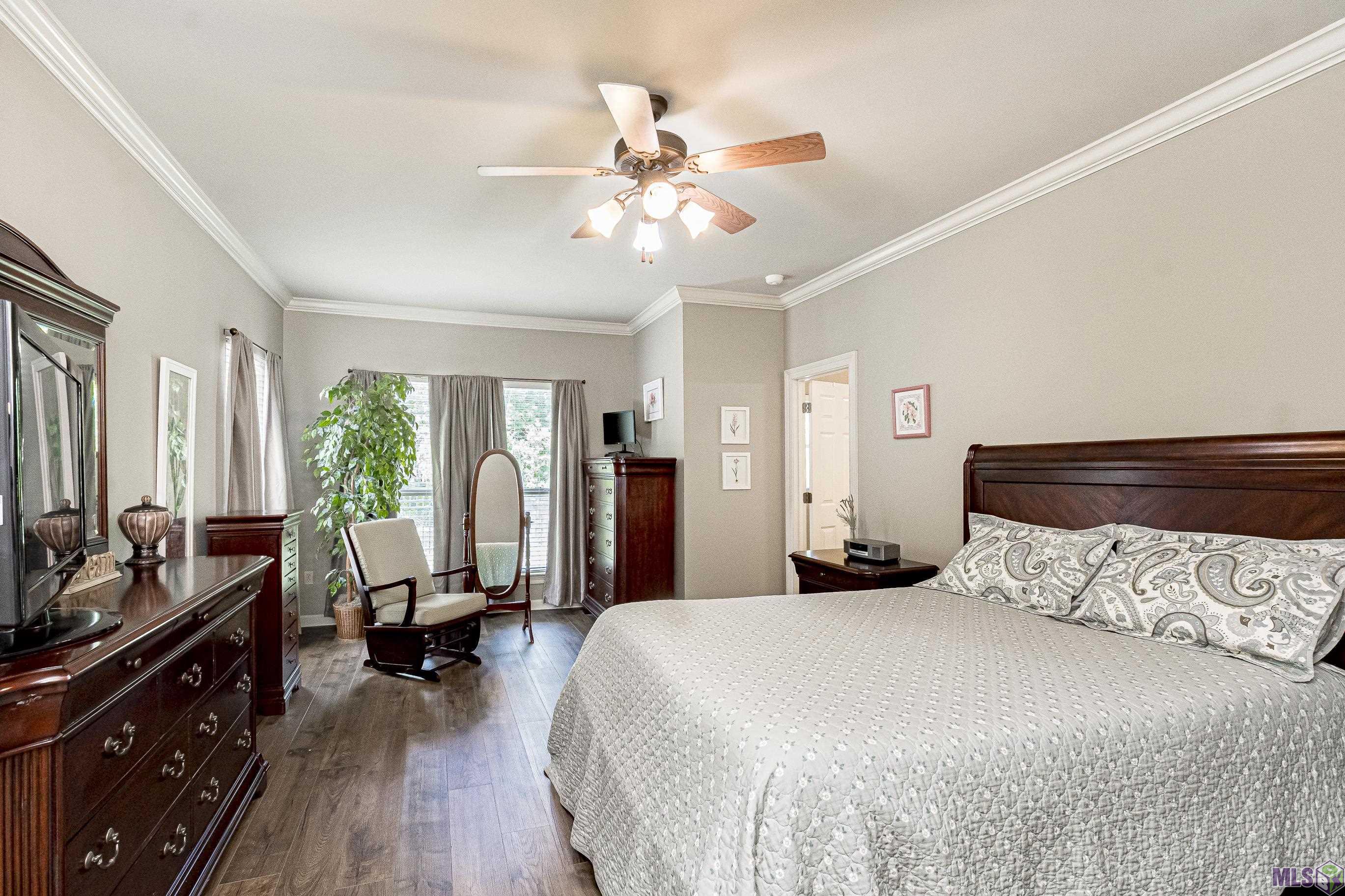 9256 Essex Bay Ct