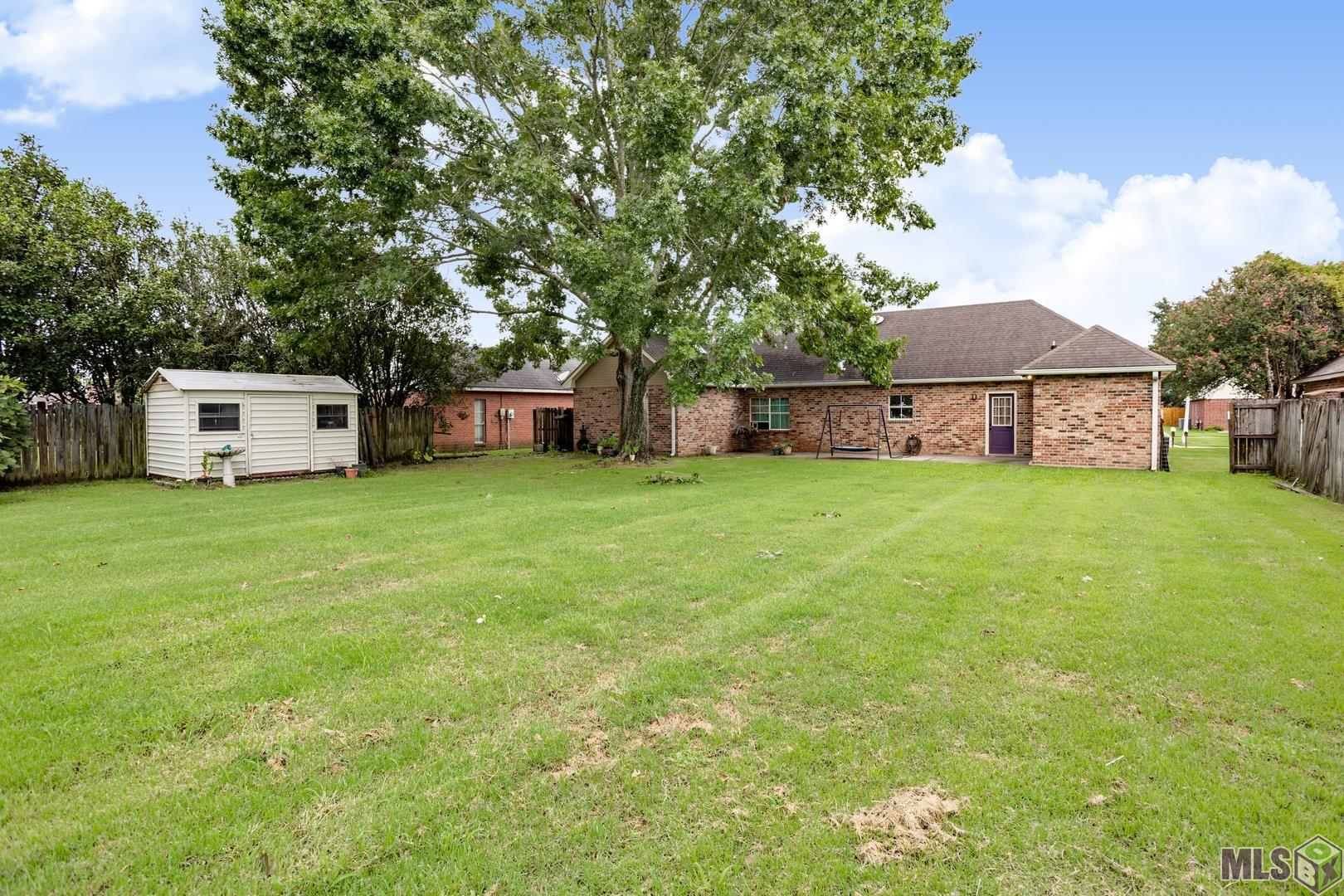 40301 La Rochelle Rd