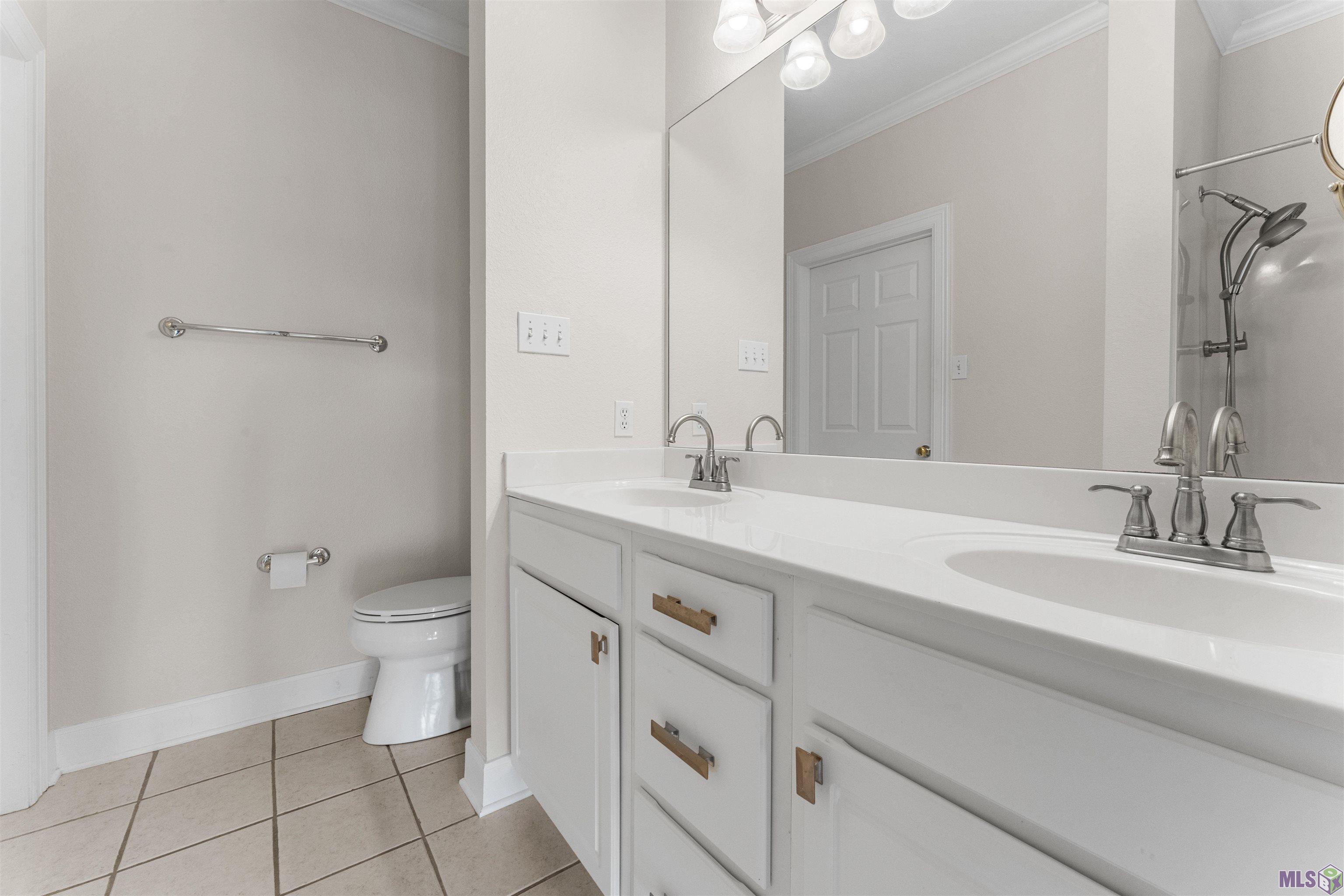 12386 River Highlands Drive # F Unit: #F