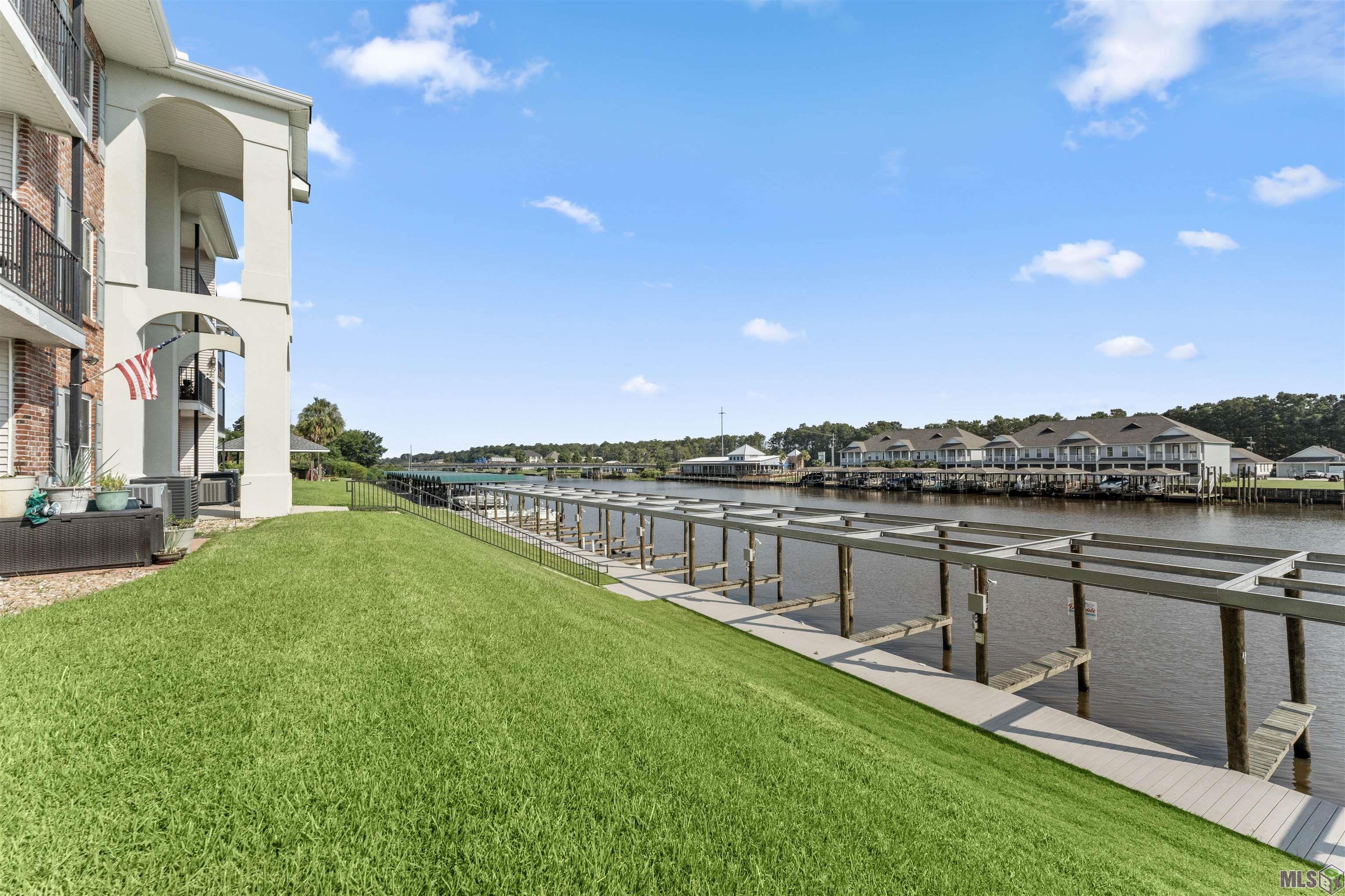 12386 River Highlands Drive # F Unit: #F