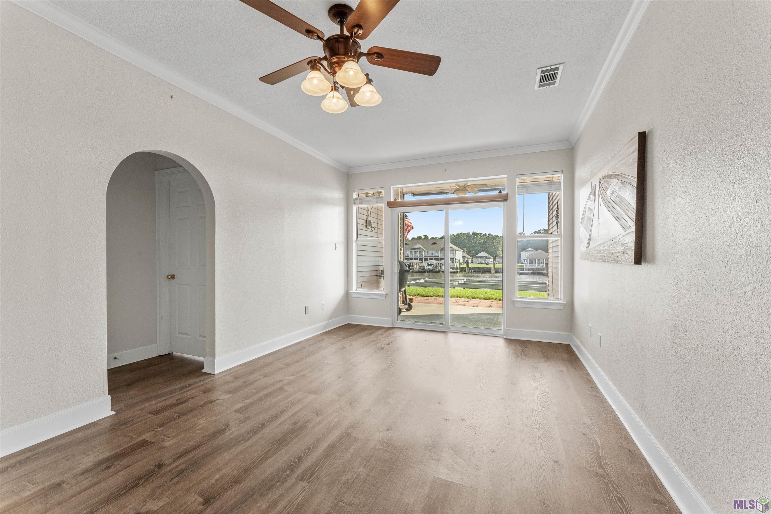 12386 River Highlands Drive # F Unit: #F