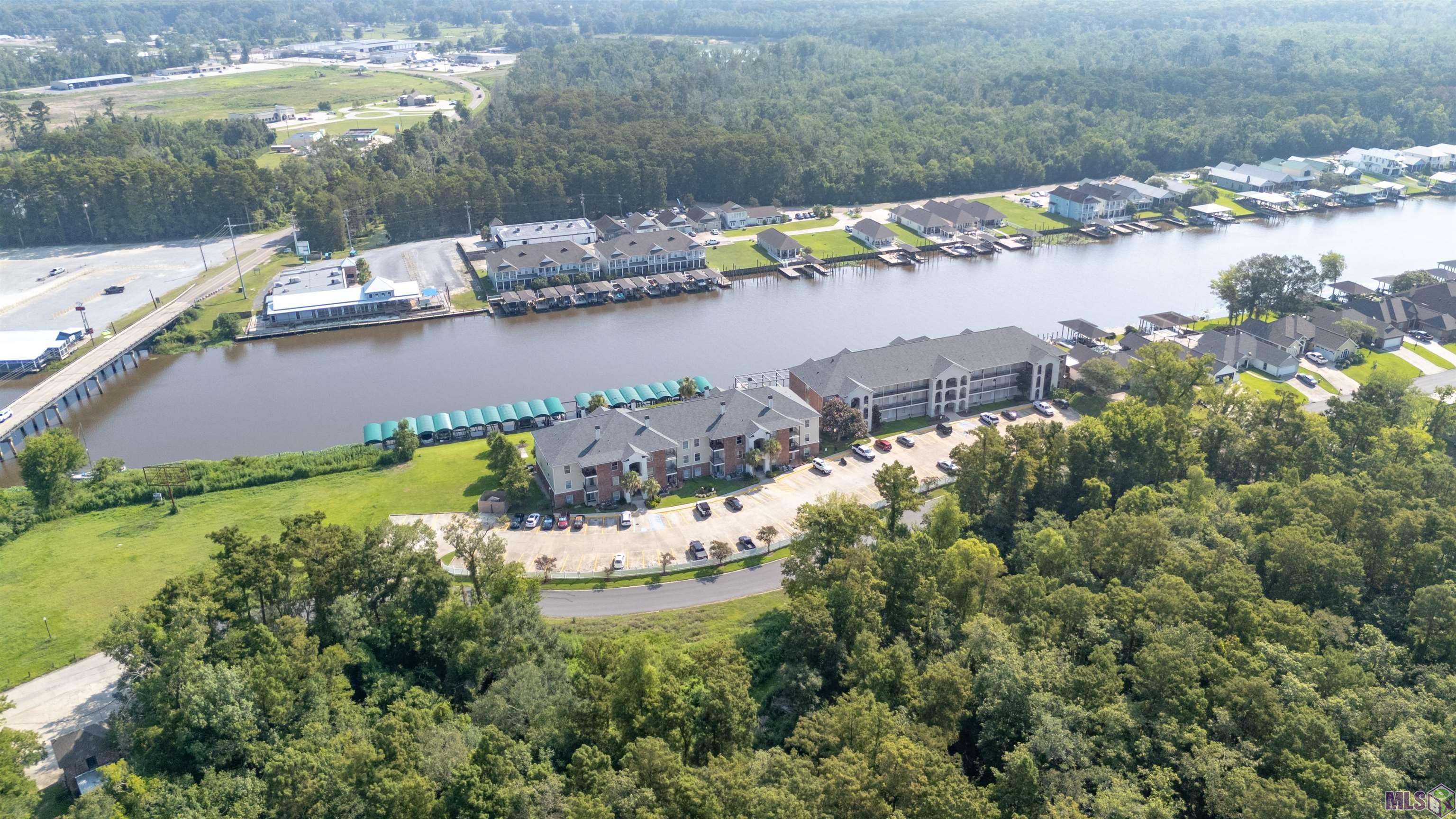 12386 River Highlands Drive # F Unit: #F