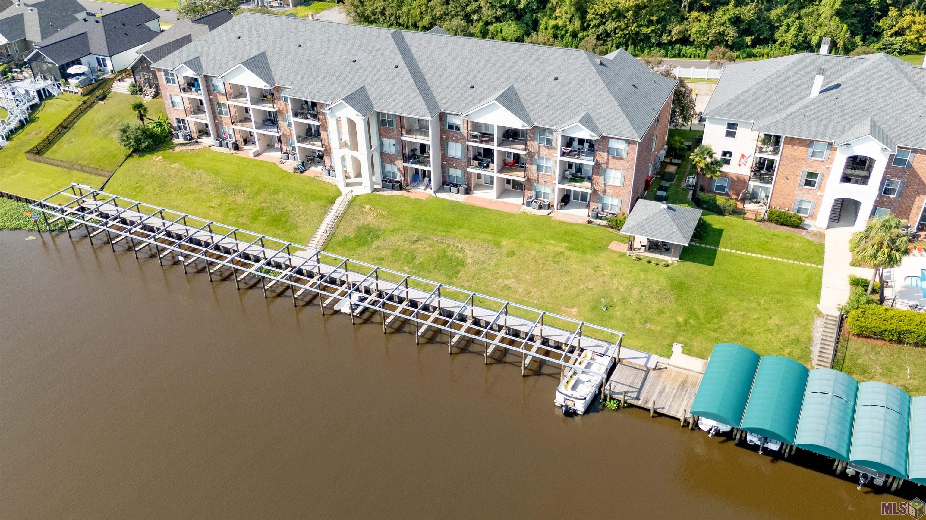 12386 River Highlands Drive # F Unit: #F