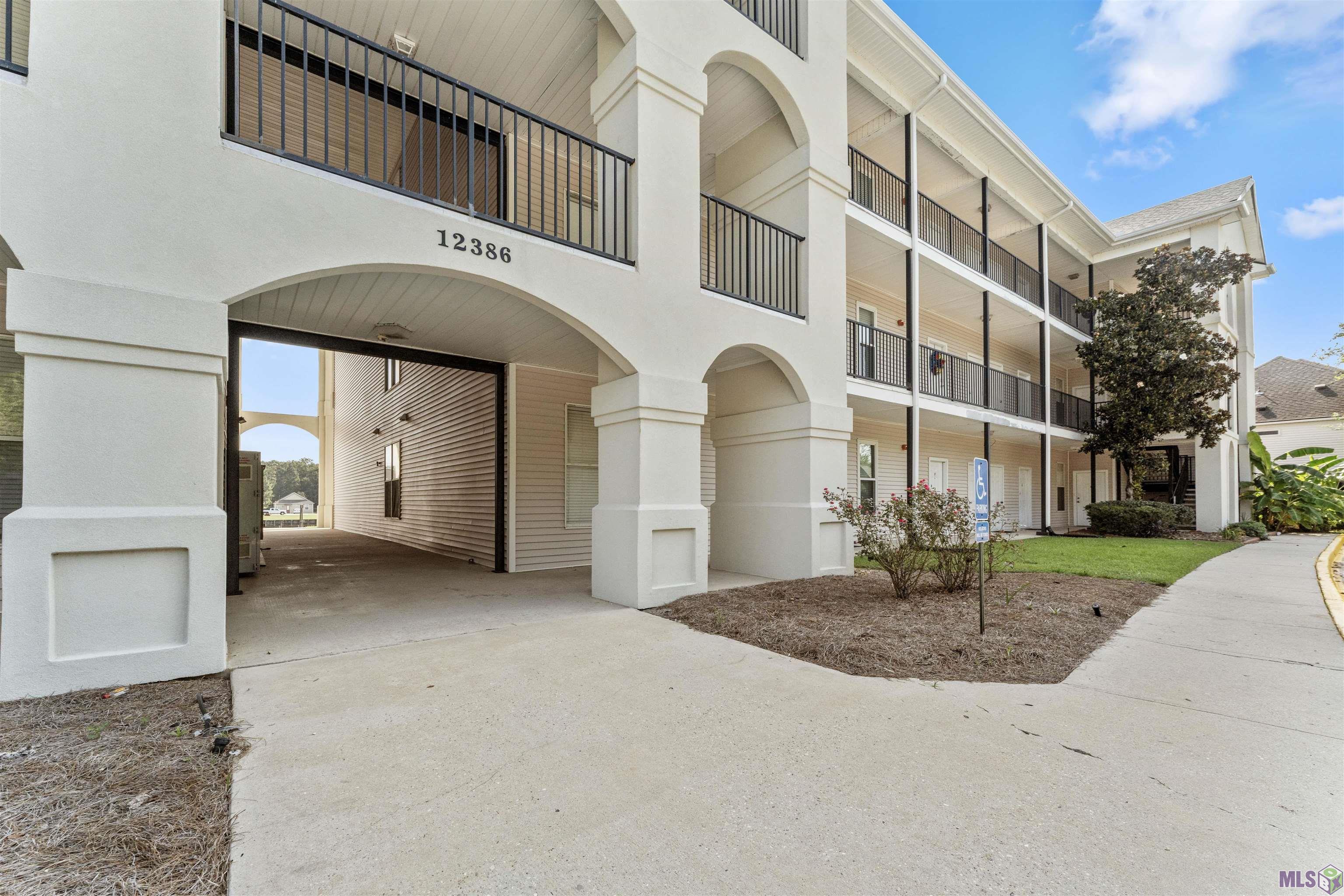 12386 River Highlands Drive # F Unit: #F