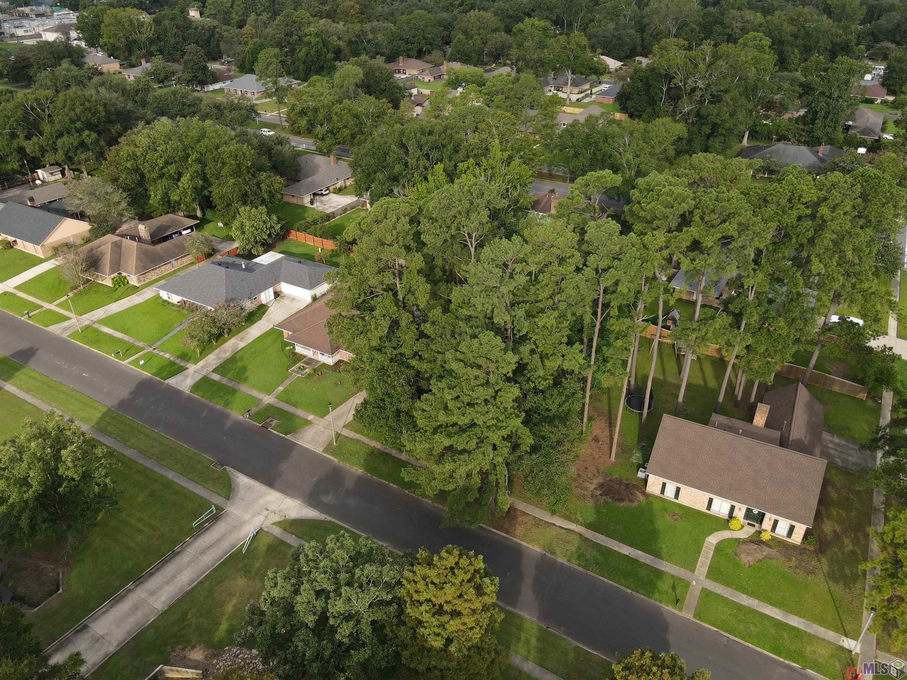 523 Daventry Dr