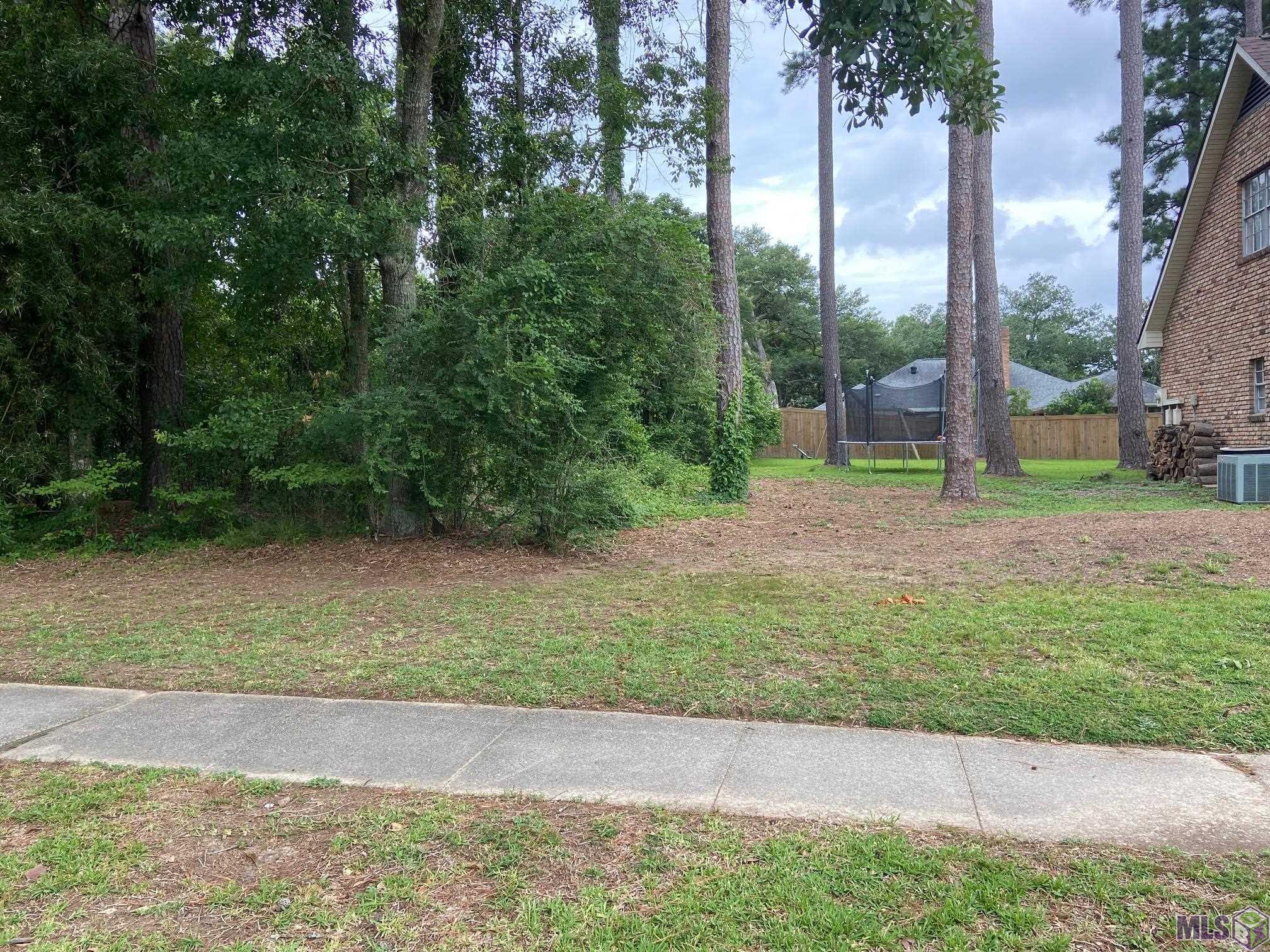 523 Daventry Dr