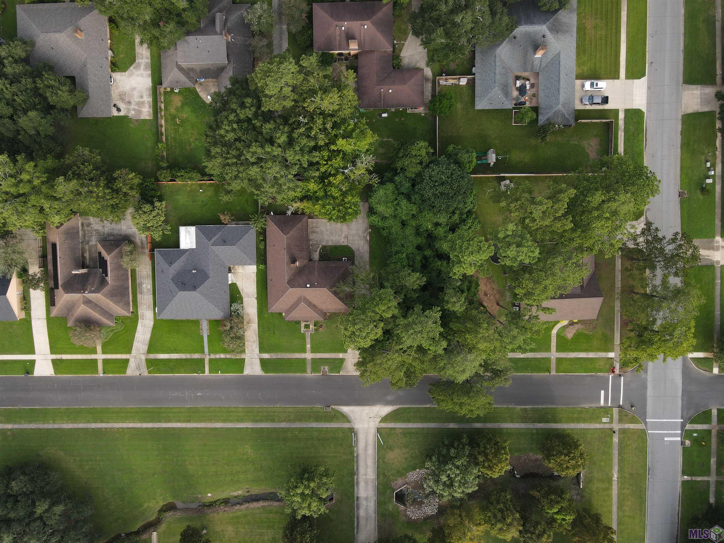 523 Daventry Dr