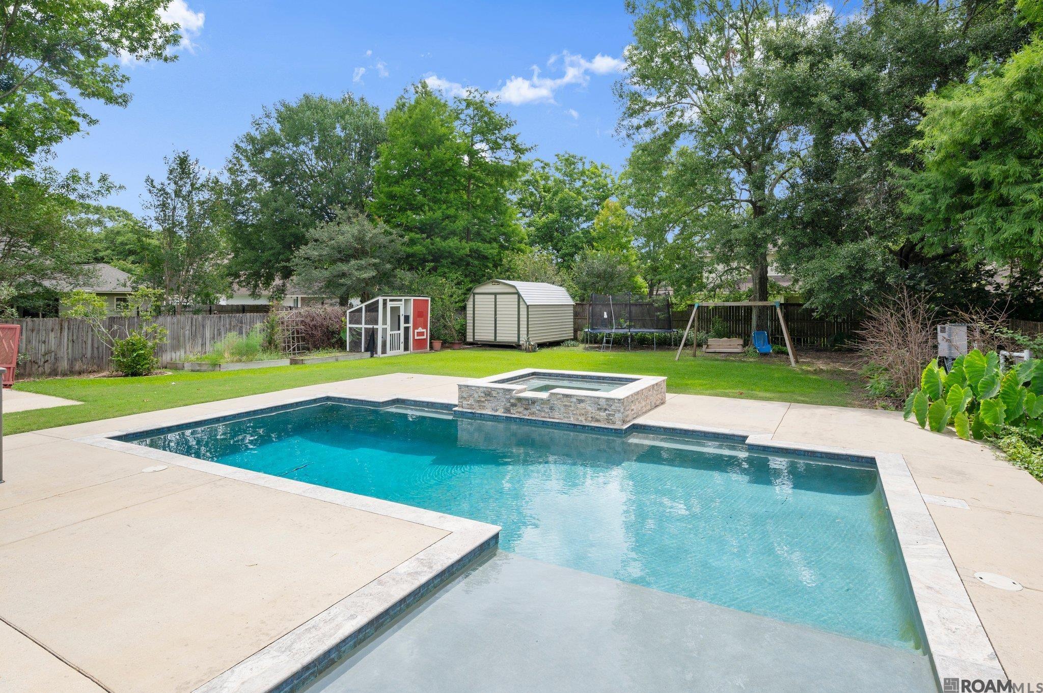 5175 Floynell Dr