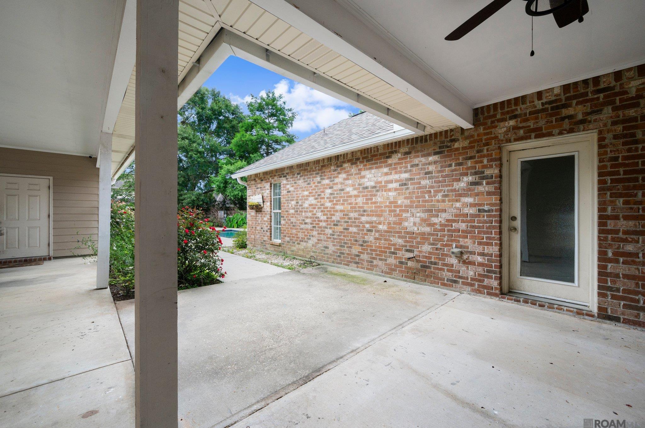 5175 Floynell Dr