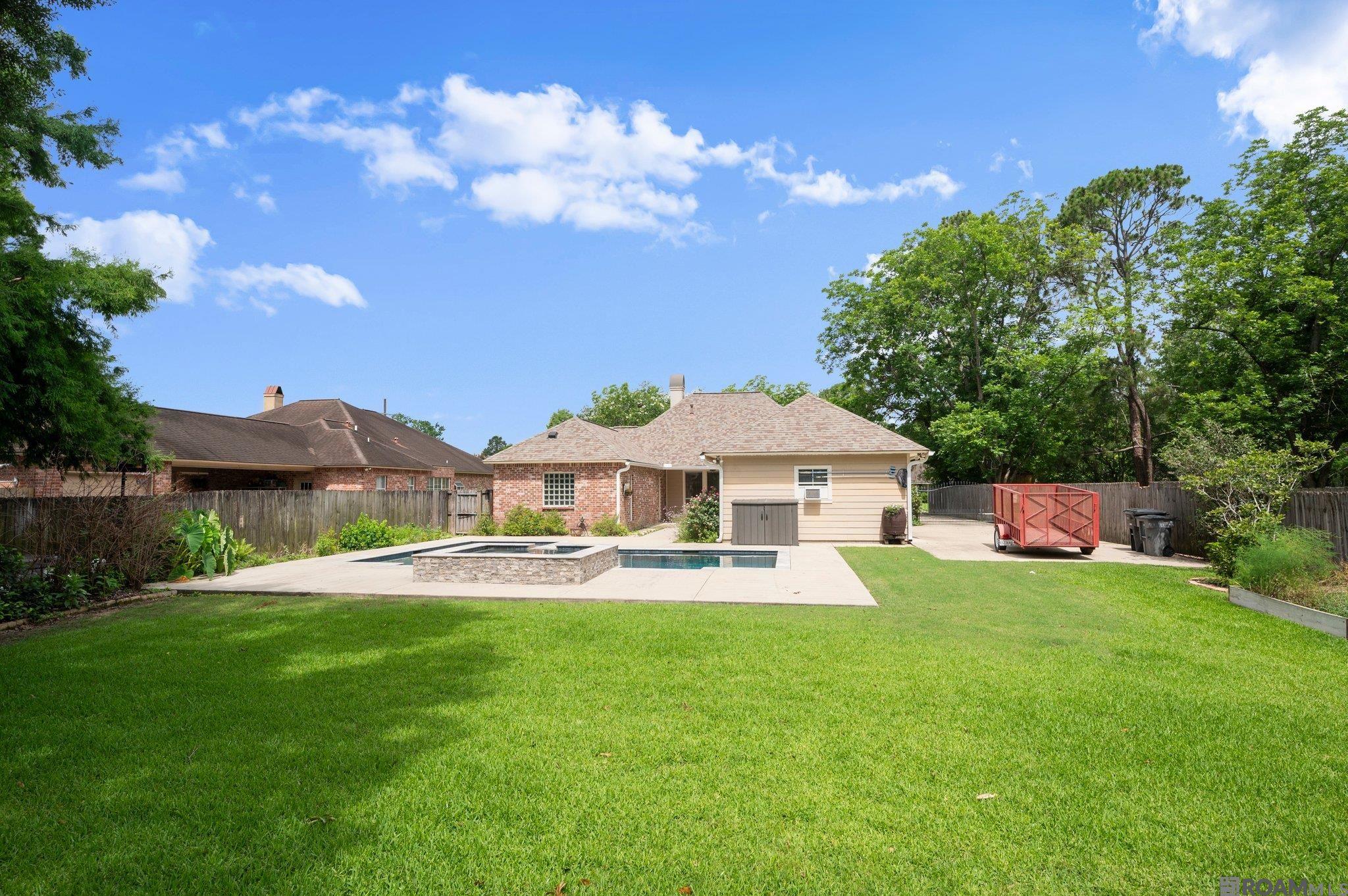 5175 Floynell Dr