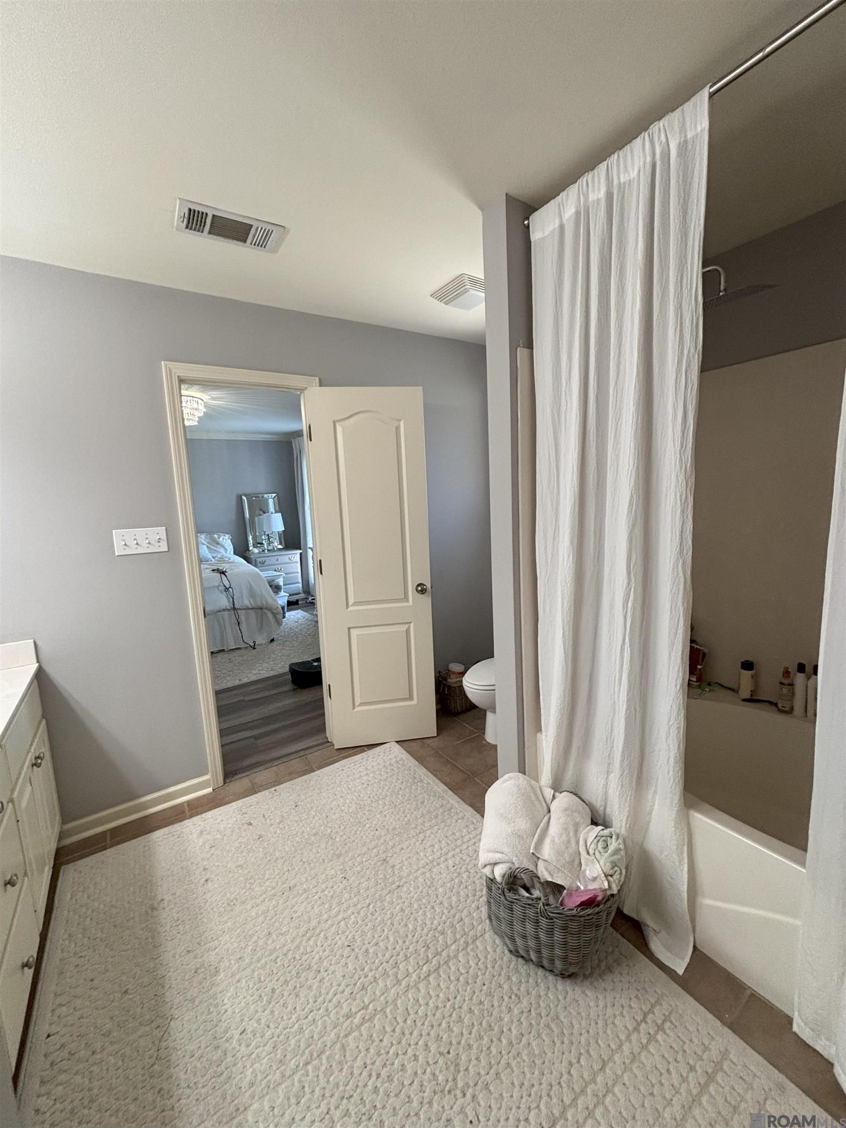 34058 Hawks Cove