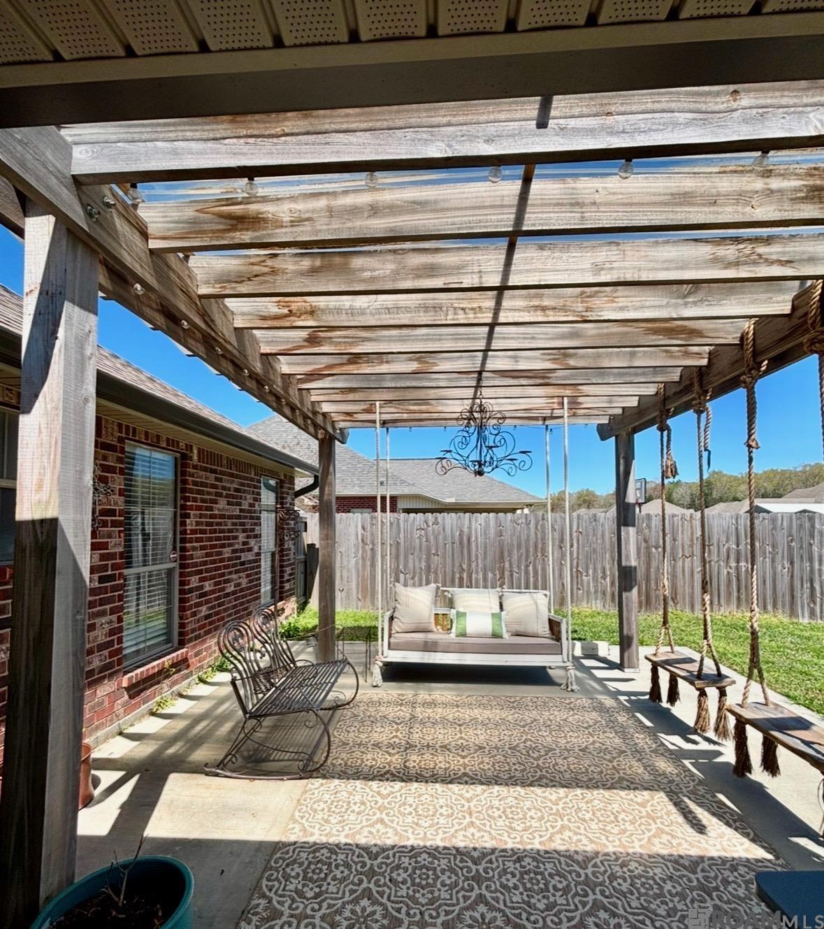 34058 Hawks Cove
