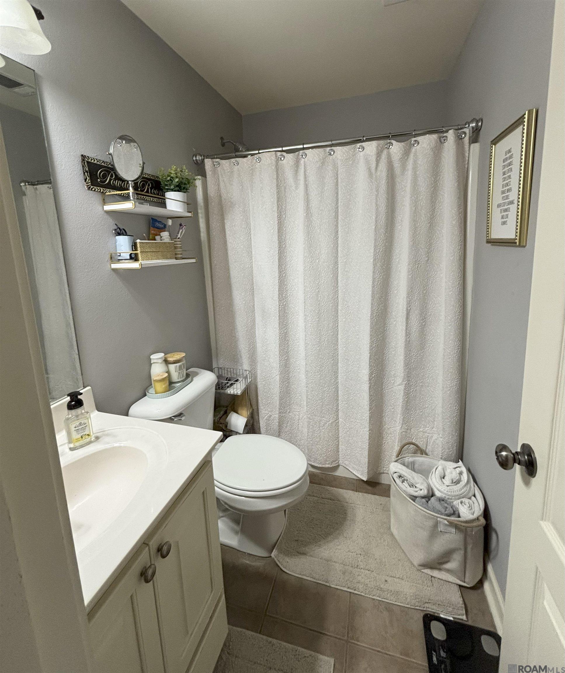 34058 Hawks Cove