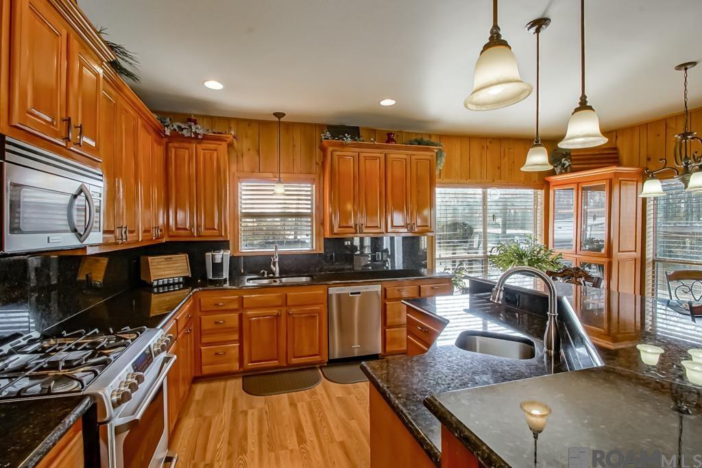 23396 Chene Blanc Ln, Maurepas