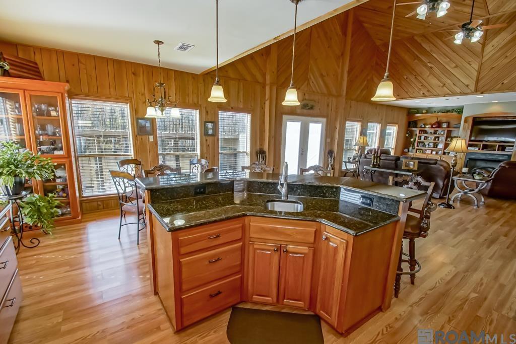 23396 Chene Blanc Ln, Maurepas