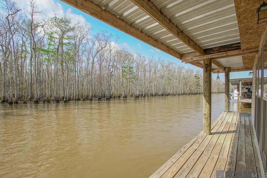 23396 Chene Blanc Ln, Maurepas