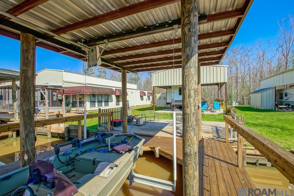 23040 Chene Blanc Ln, Maurepas