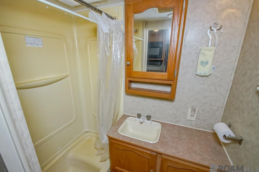 23340 Chene Blanc Ln