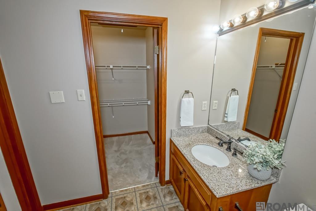 5110 Buttercreek Ln # 5 Unit: #5