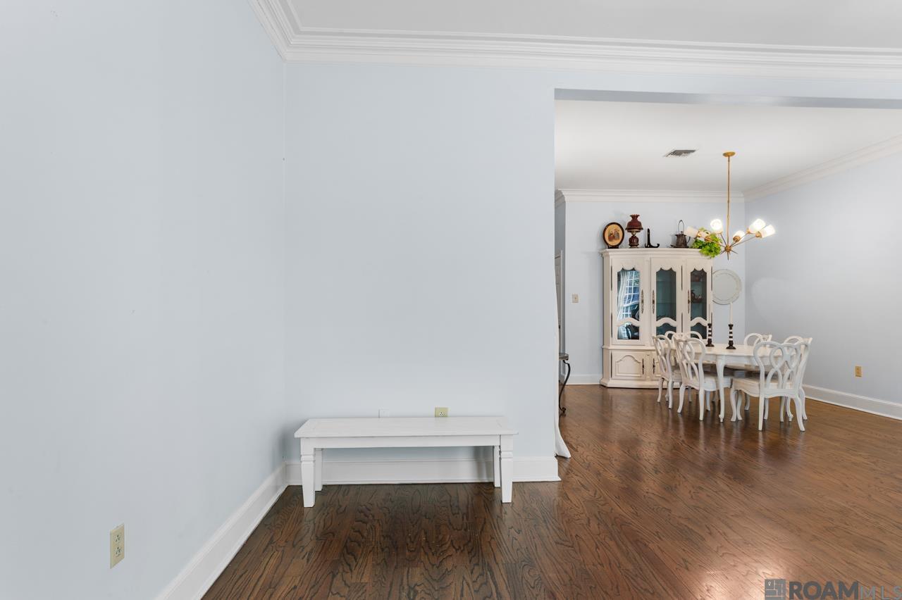 7962 Wrenwood Blvd # B Unit: #B