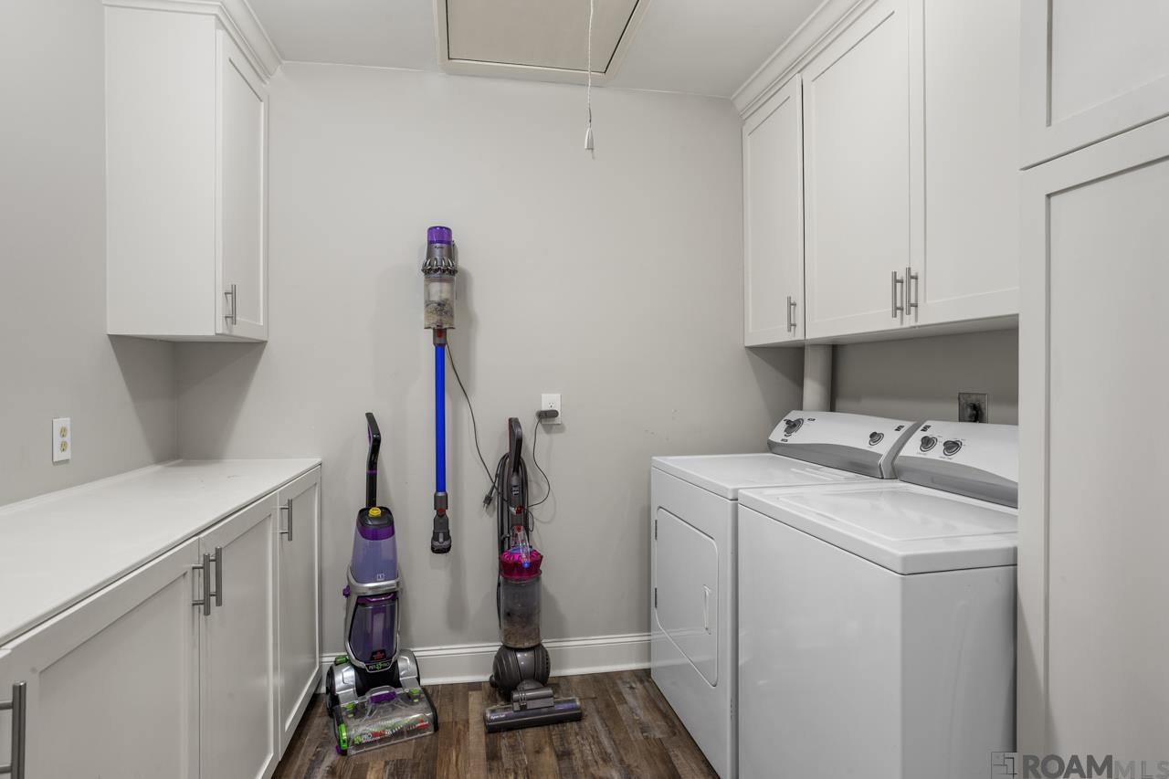 12847 Pleasant Ridge