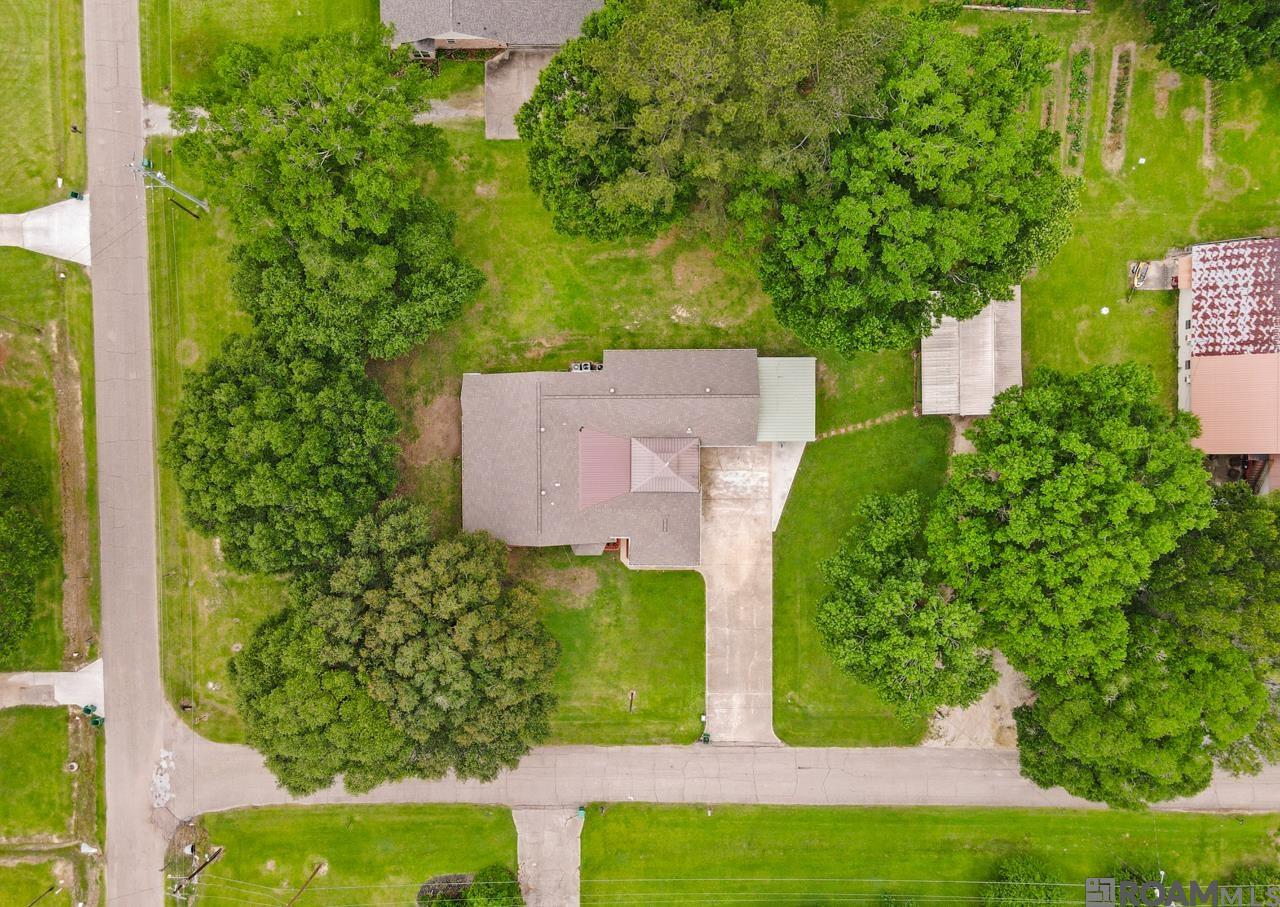 12847 Pleasant Ridge