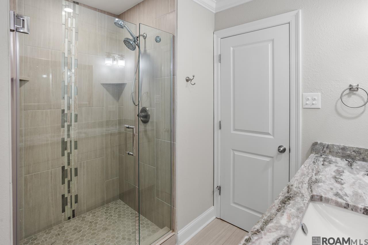 12847 Pleasant Ridge