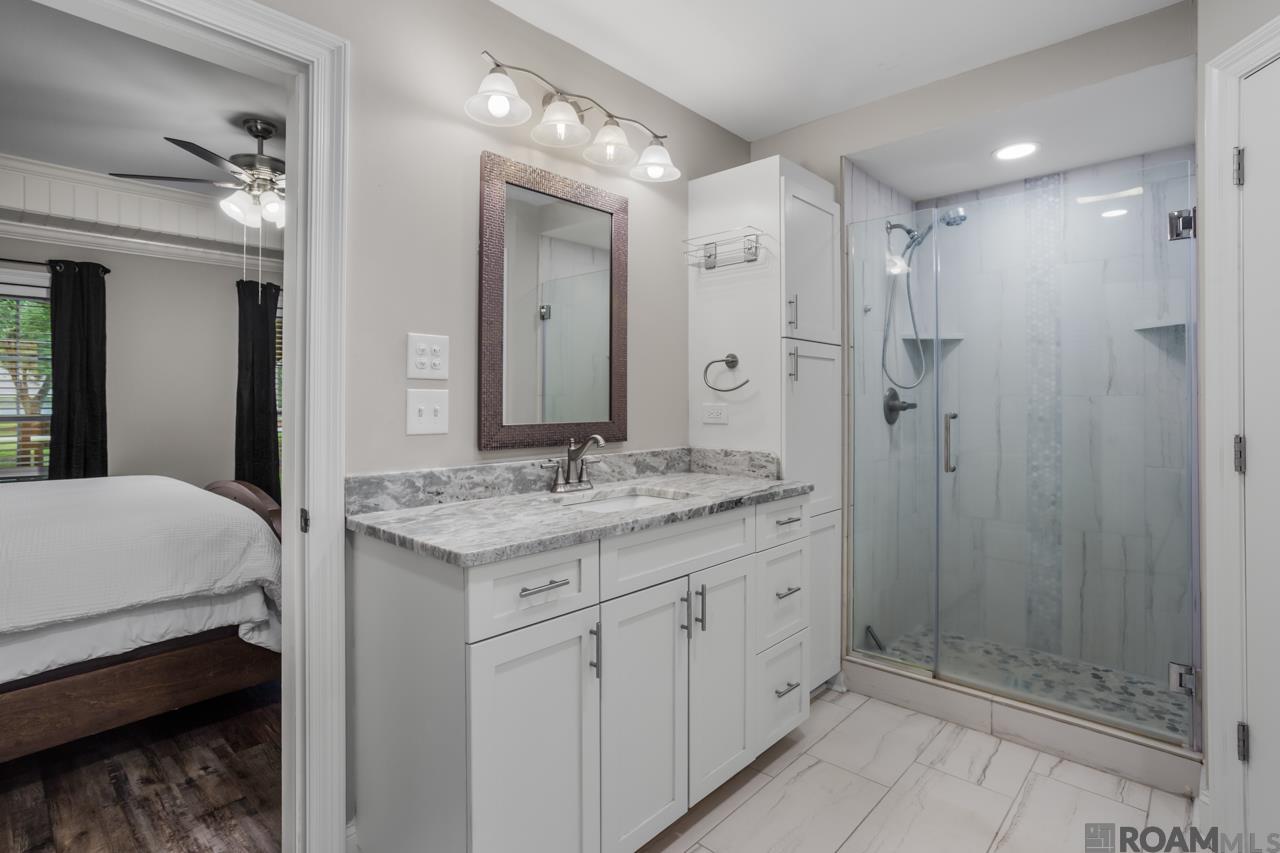 12847 Pleasant Ridge
