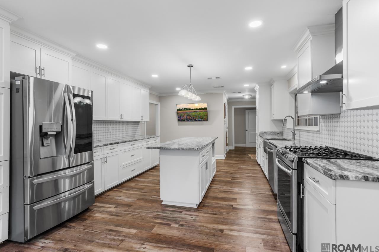 12847 Pleasant Ridge