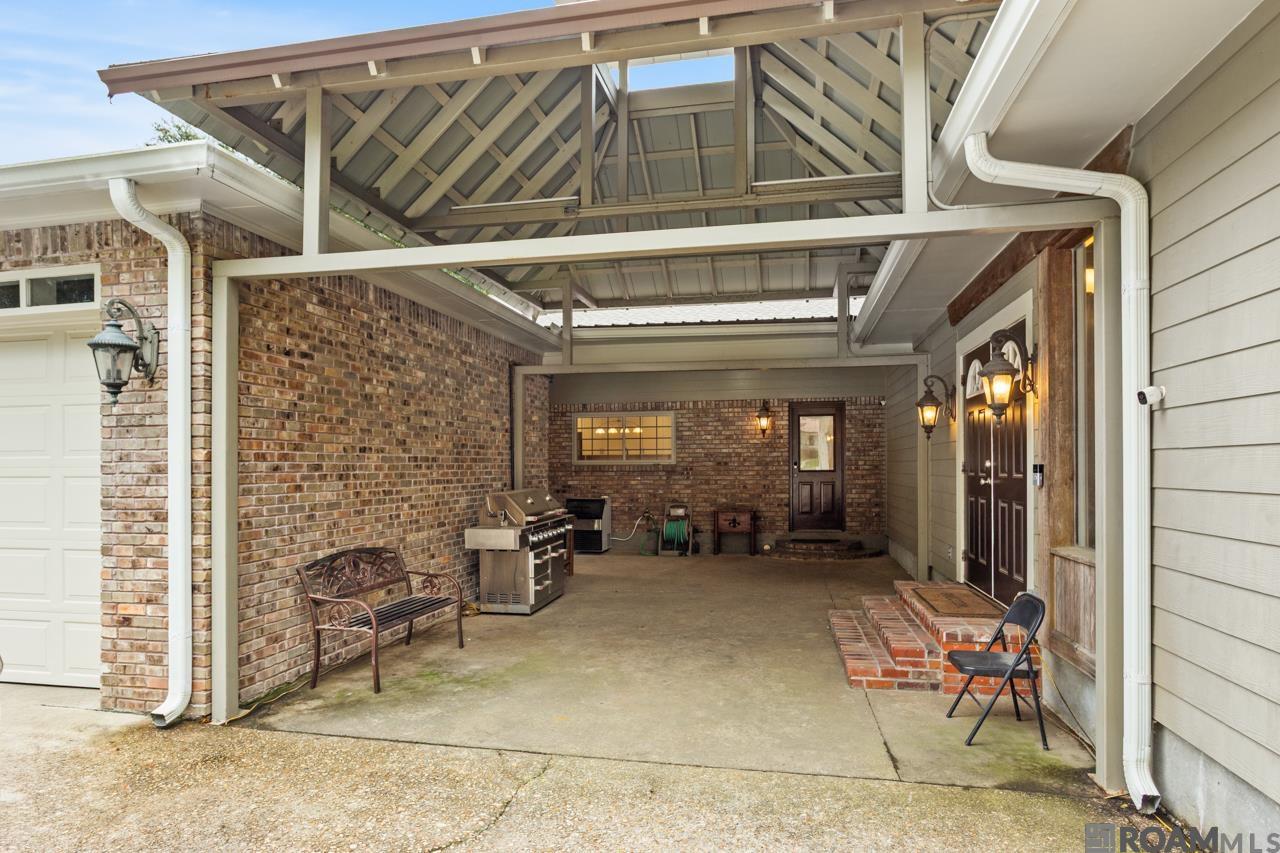 12847 Pleasant Ridge