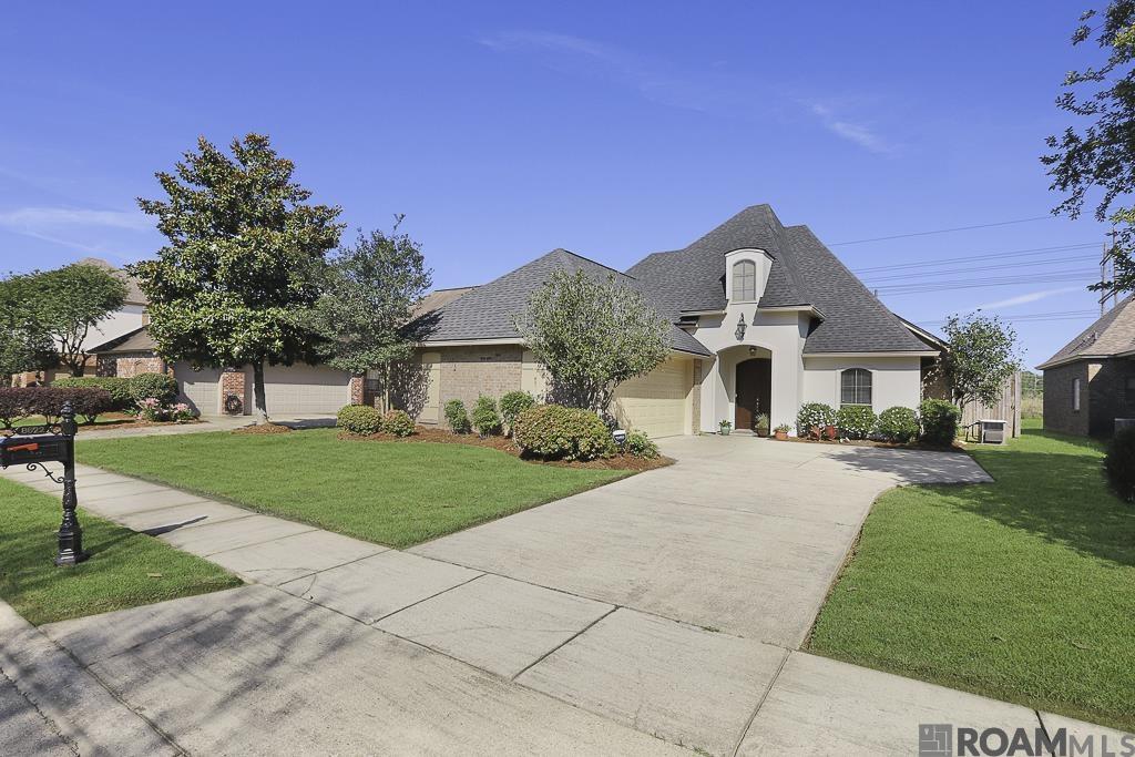 8622 Foxfield Dr