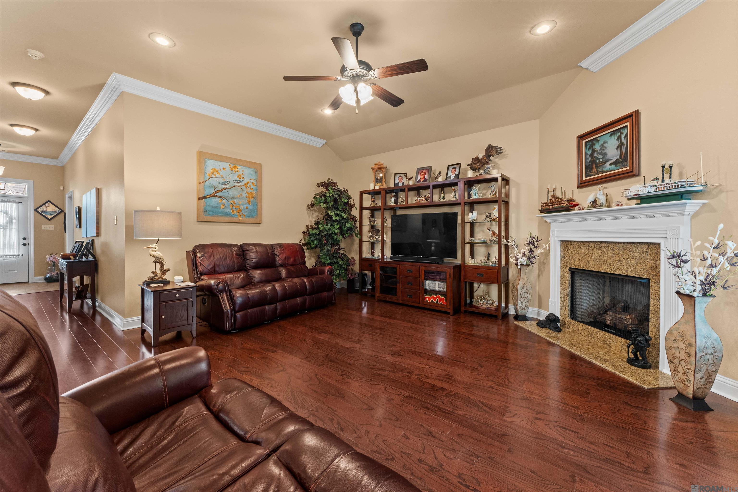 9232 Falling Oak Dr