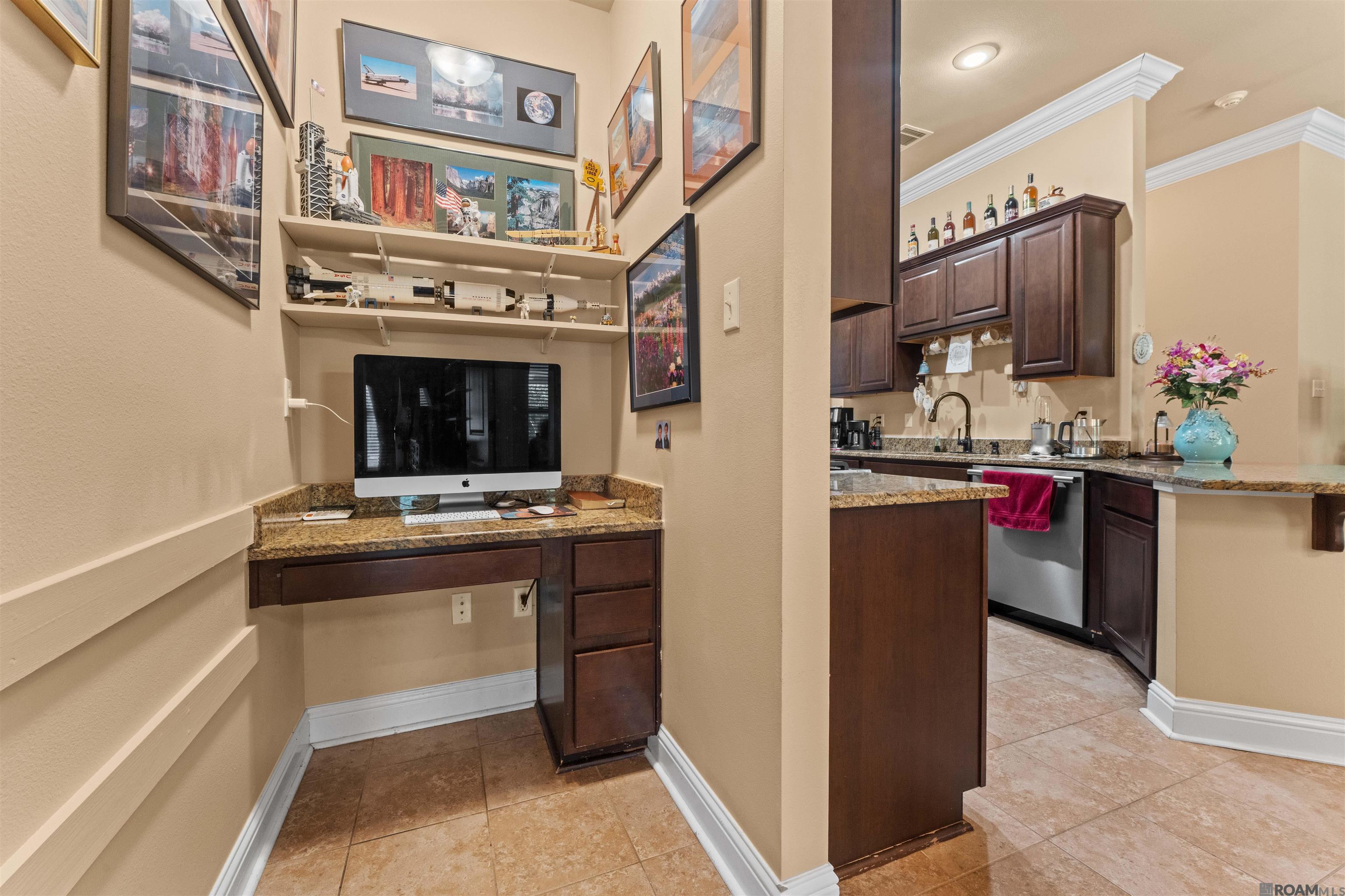 9232 Falling Oak Dr