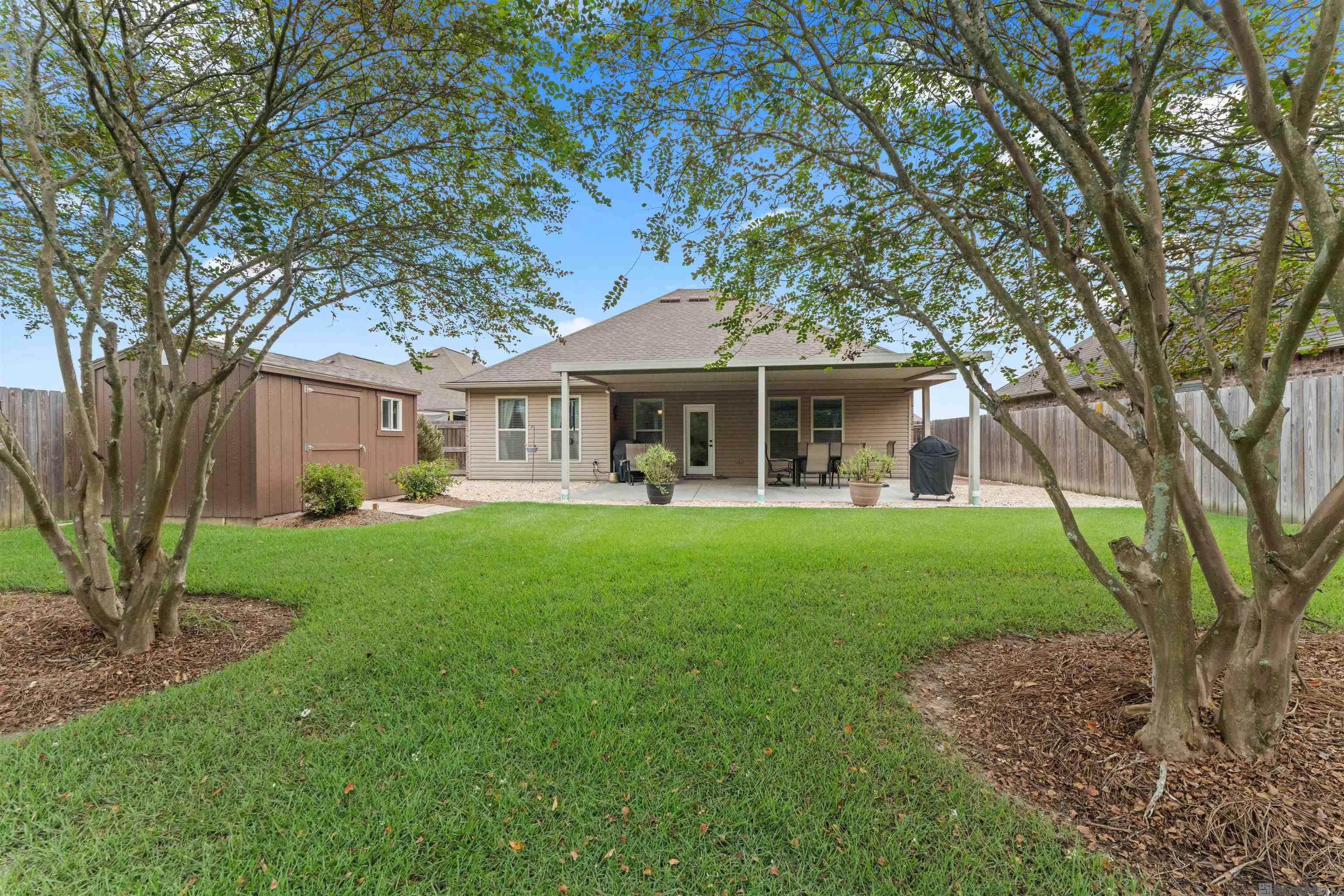 9232 Falling Oak Dr