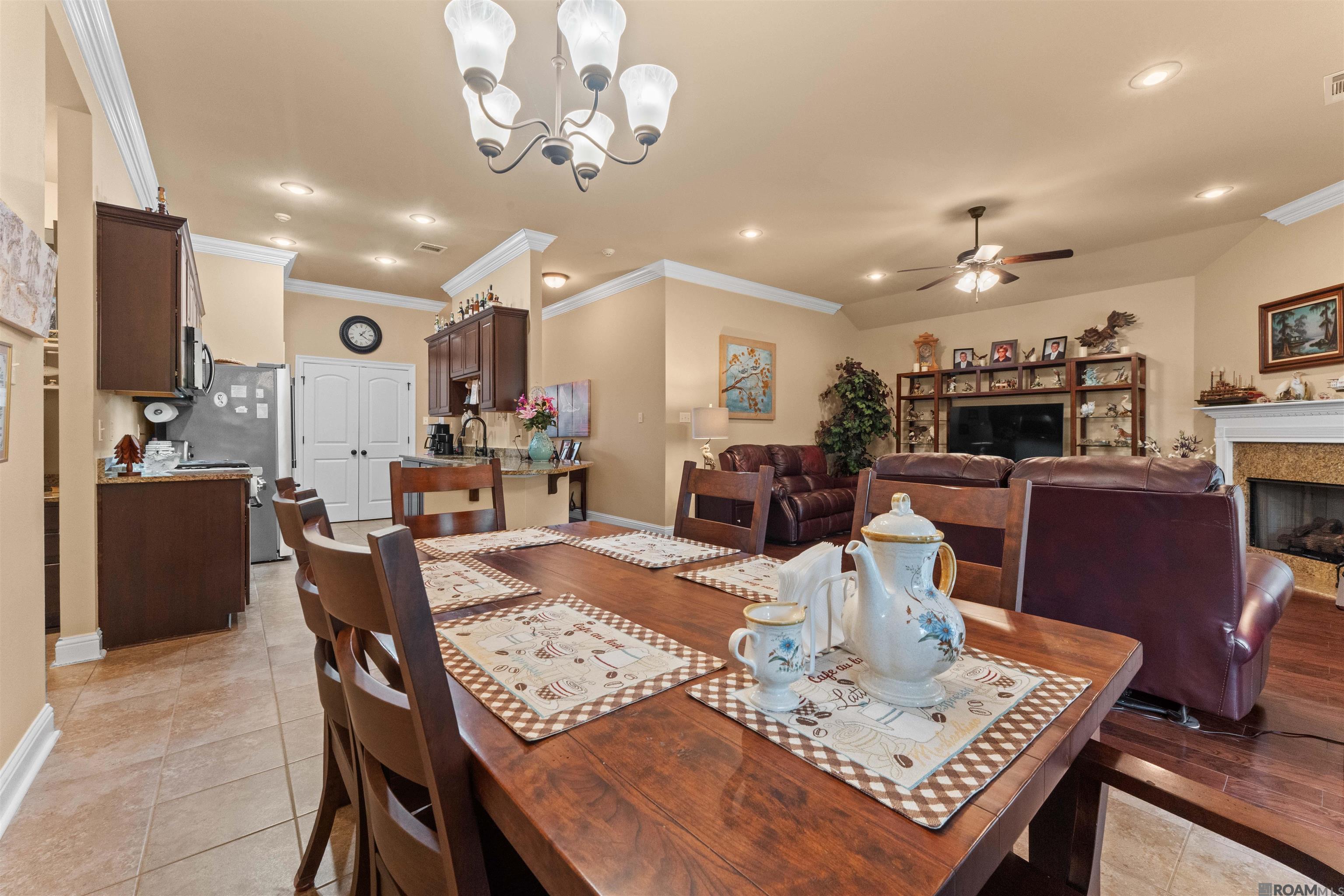 9232 Falling Oak Dr