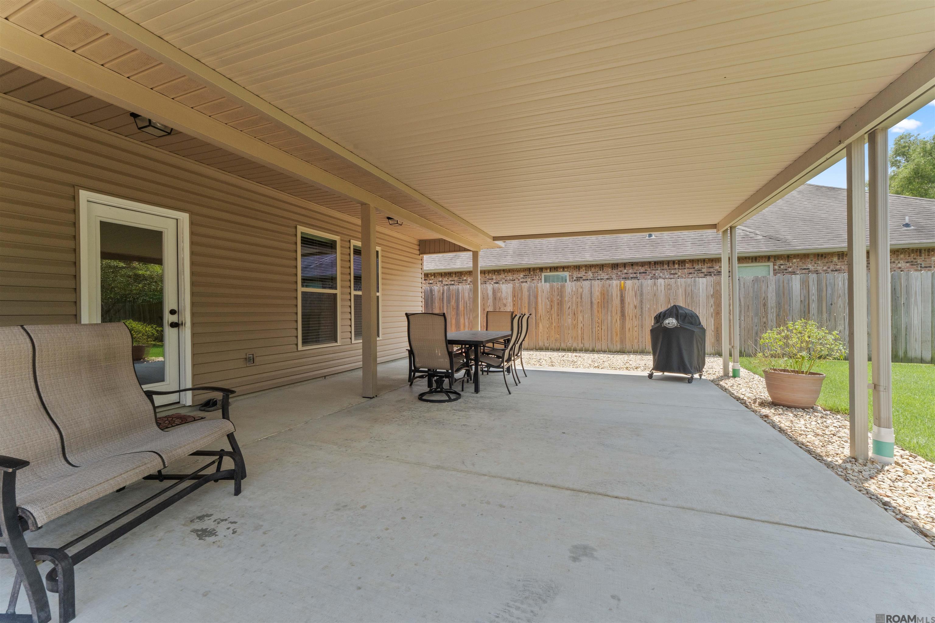 9232 Falling Oak Dr