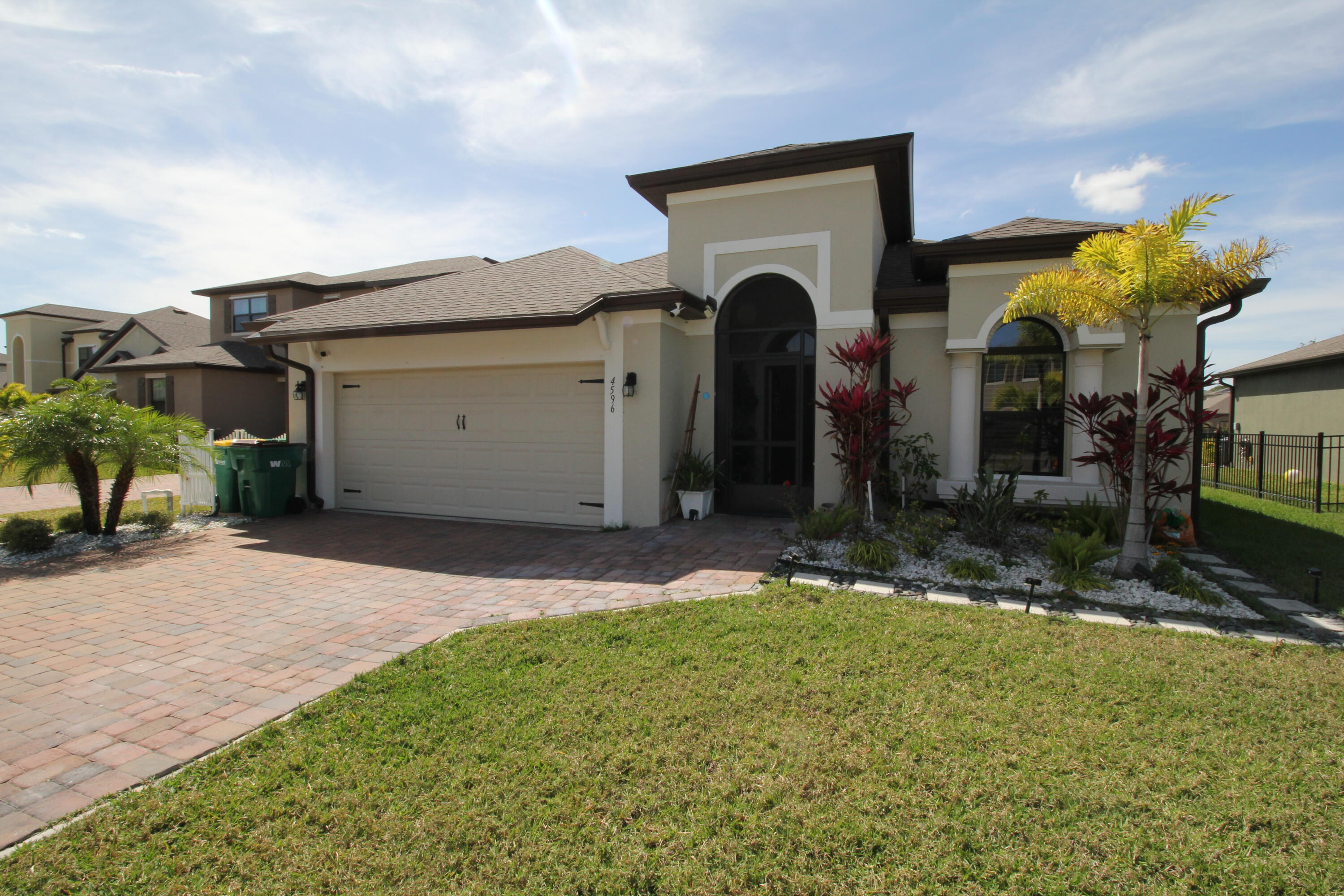 4596 Broomsedge Circle