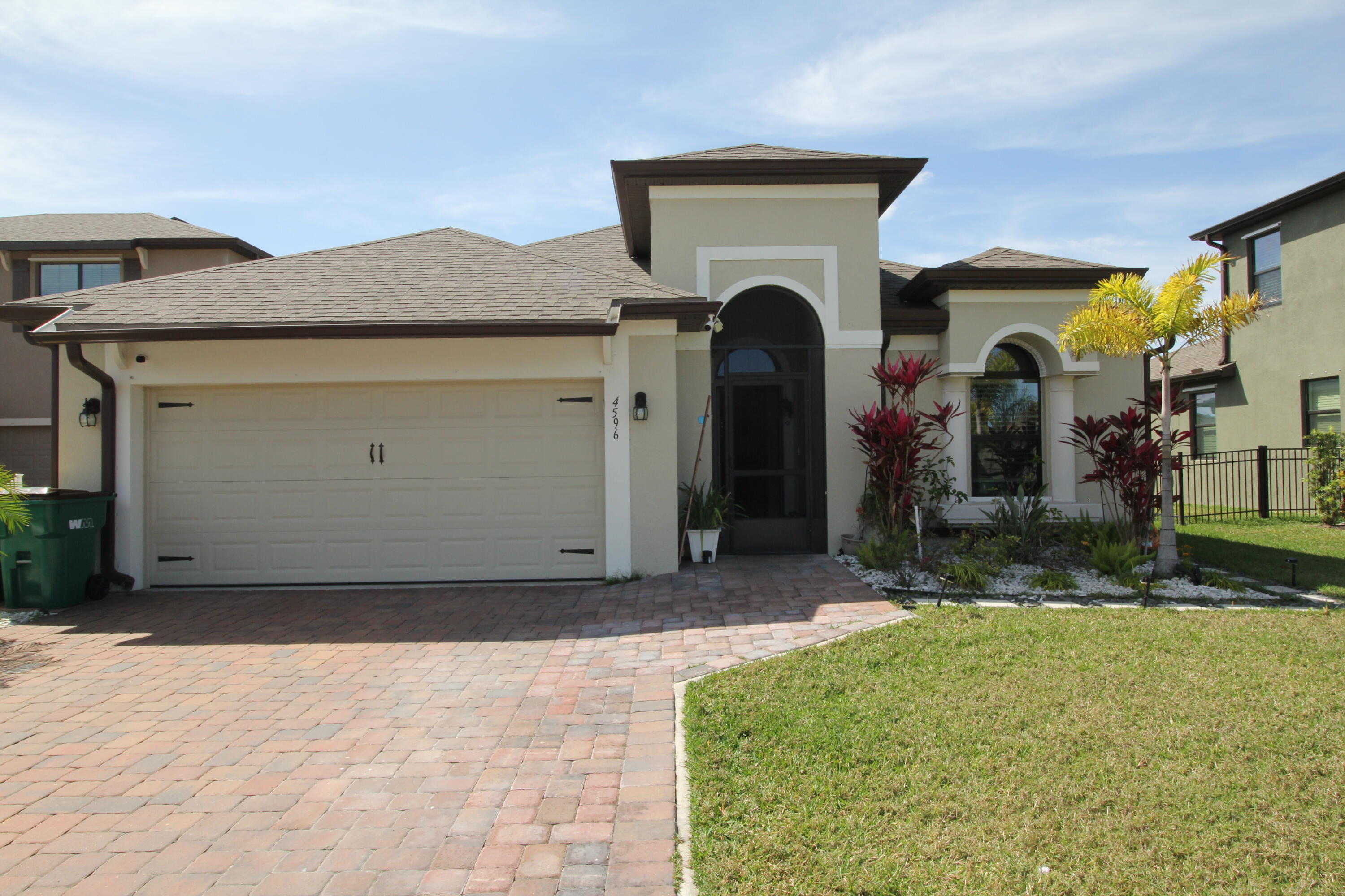 4596 Broomsedge Circle
