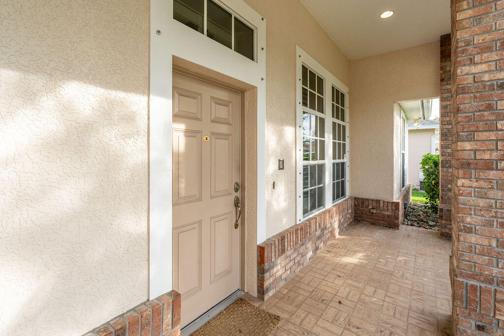 2313 Woodfield Circle