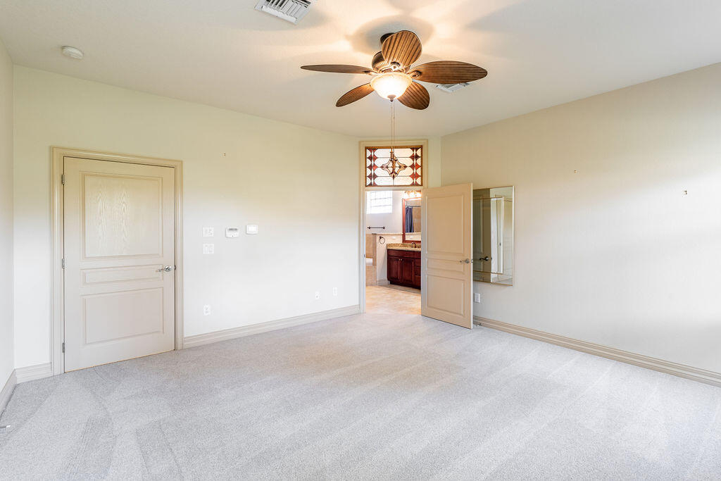 2313 Woodfield Circle