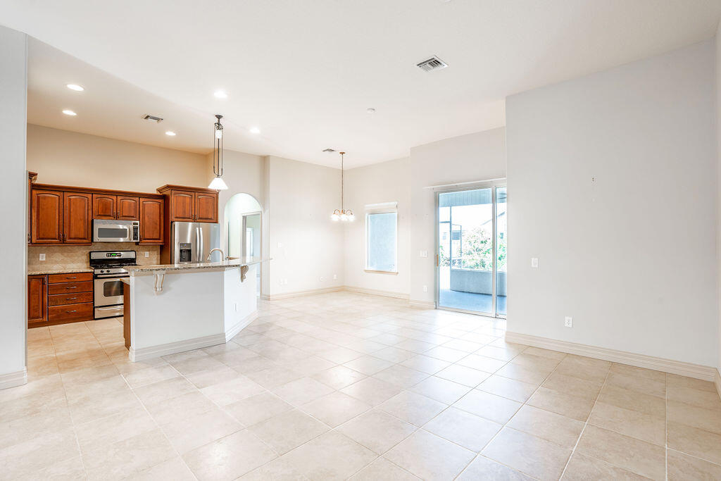 2313 Woodfield Circle